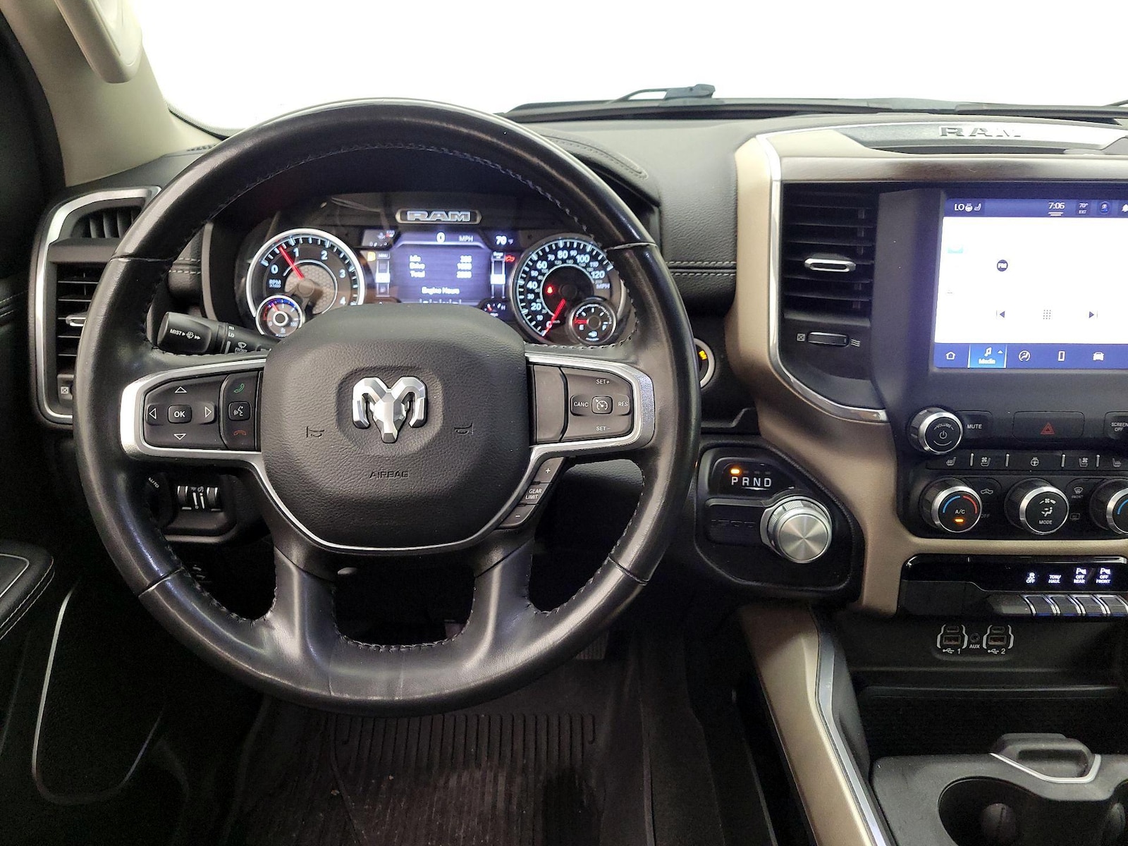 2022 RAM Ram 1500 Pickup Laramie - Photo 11