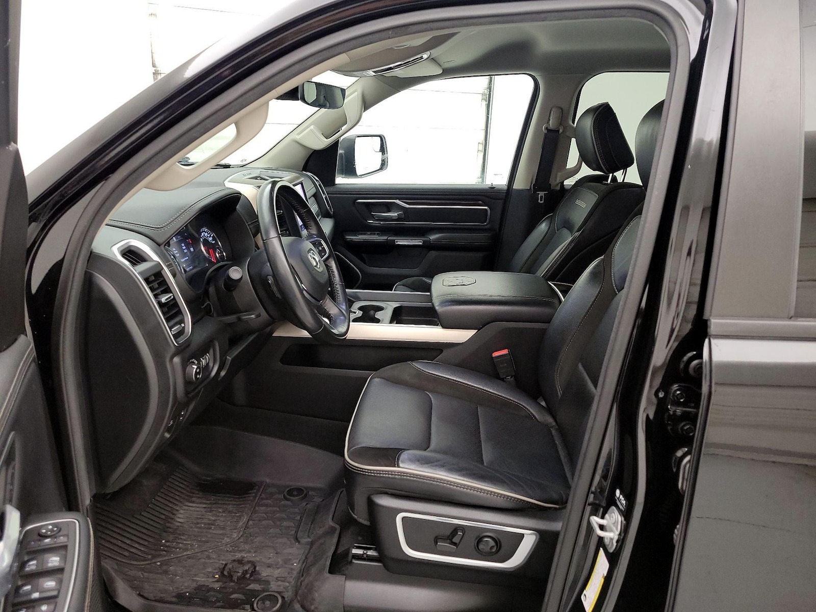 2022 RAM Ram 1500 Pickup Laramie - Photo 12