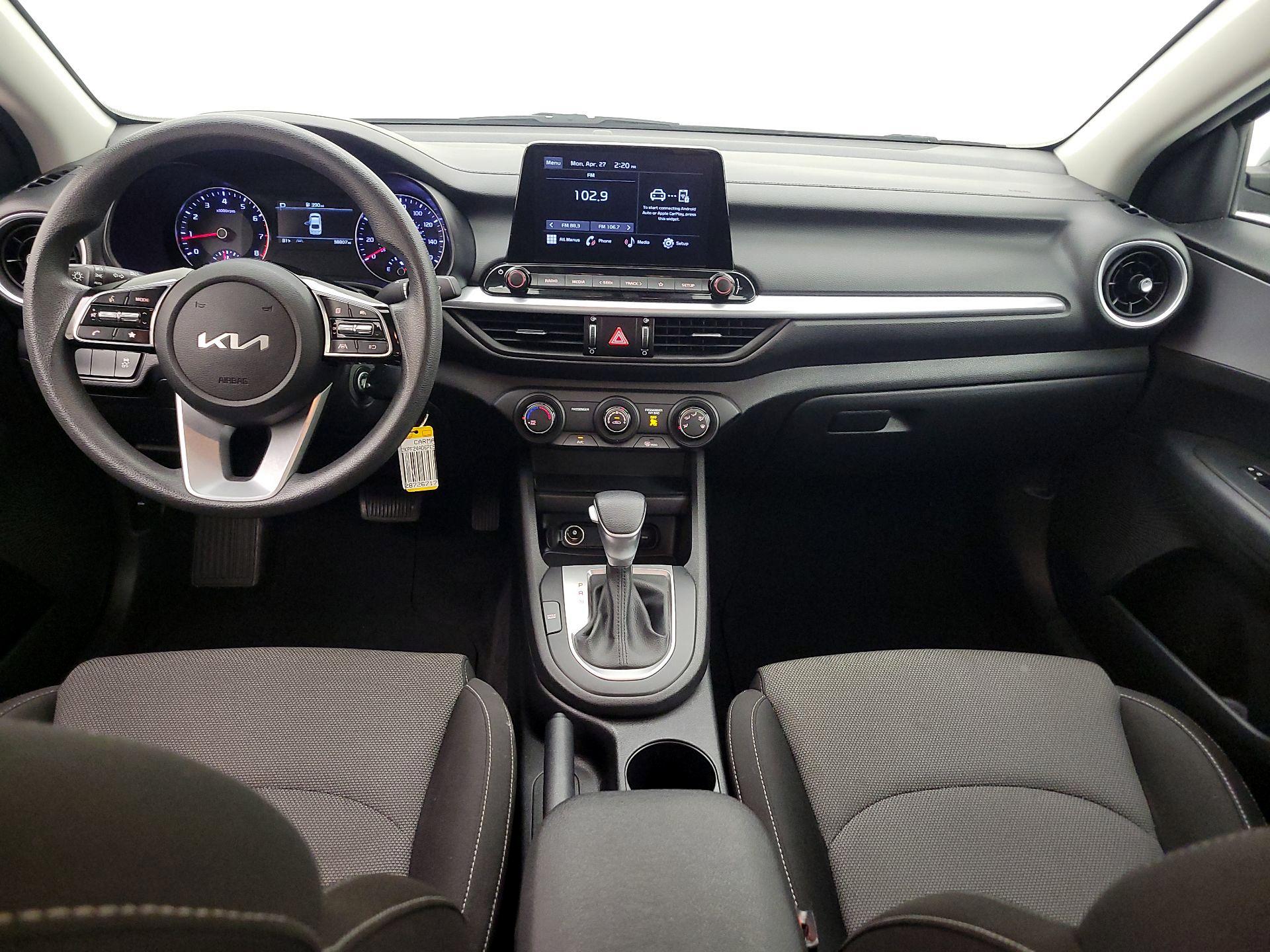 Thumbnail: 2023 Kia Forte - 9