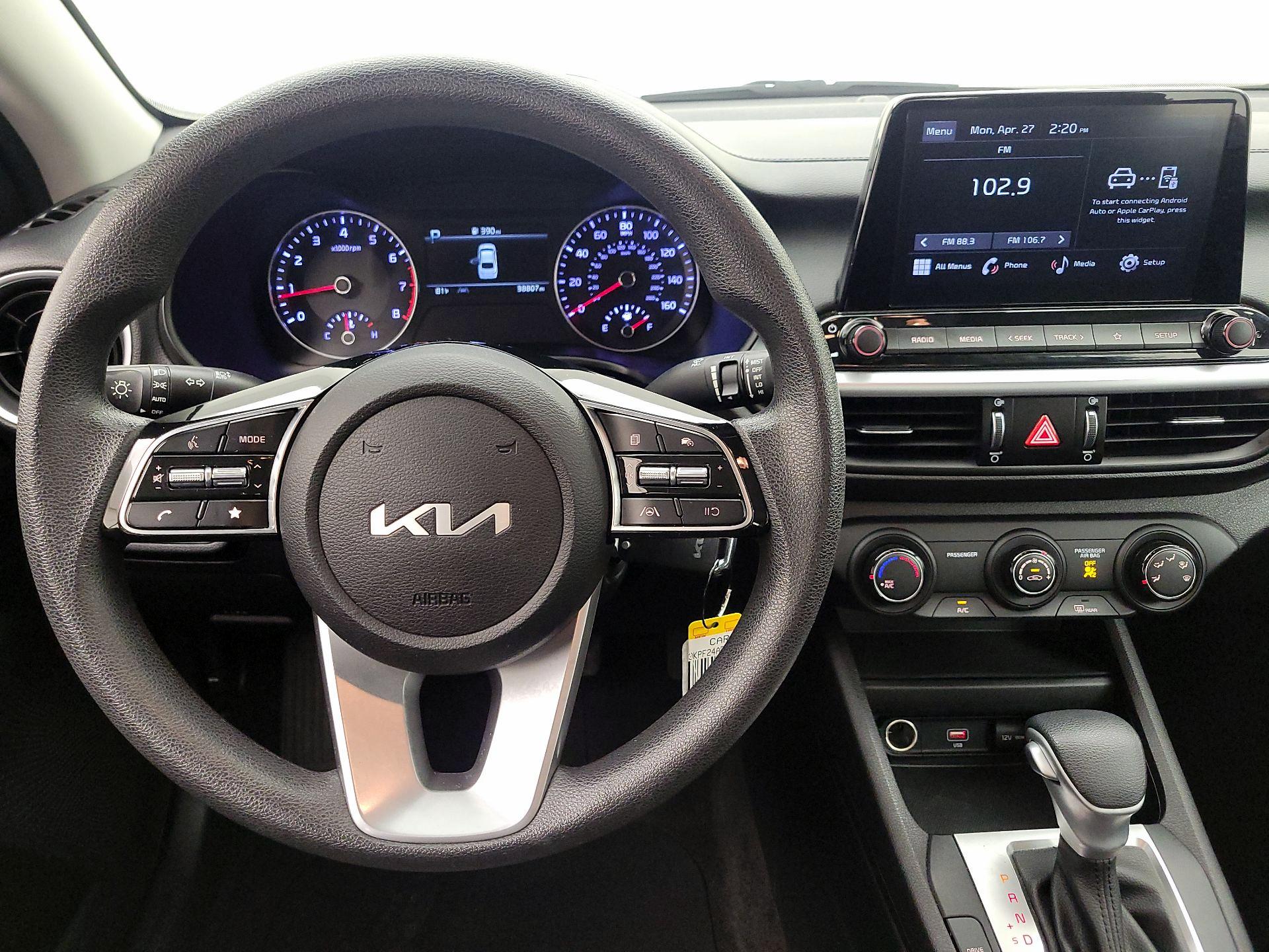 Thumbnail: 2023 Kia Forte - 10
