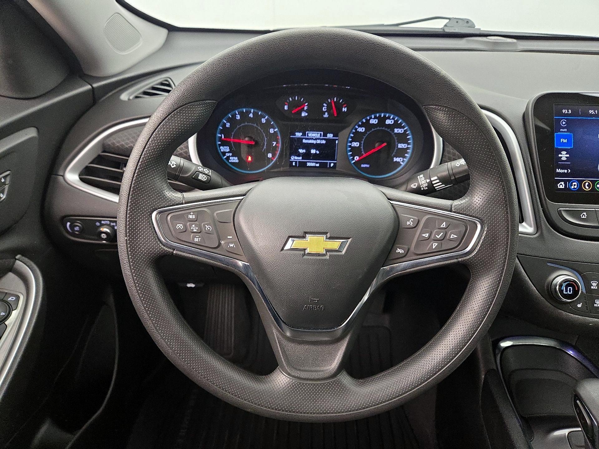 Thumbnail: 2023 Chevrolet Malibu - 10