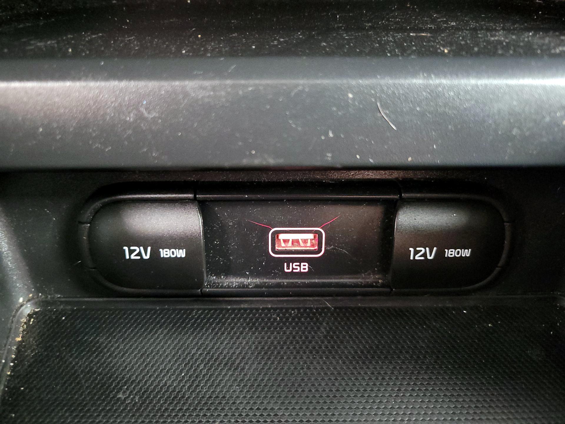 Thumbnail: 2021 Kia Soul - 18
