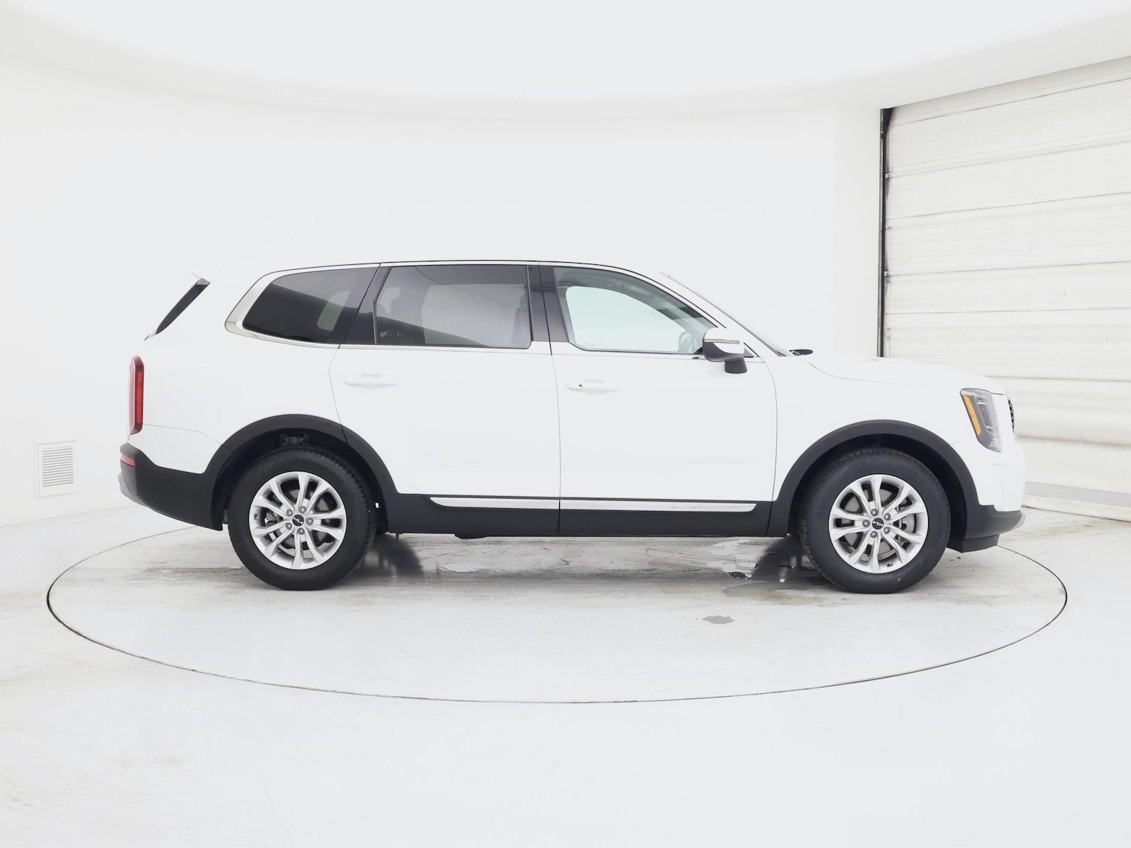 2022 Kia Telluride LX - Photo 8