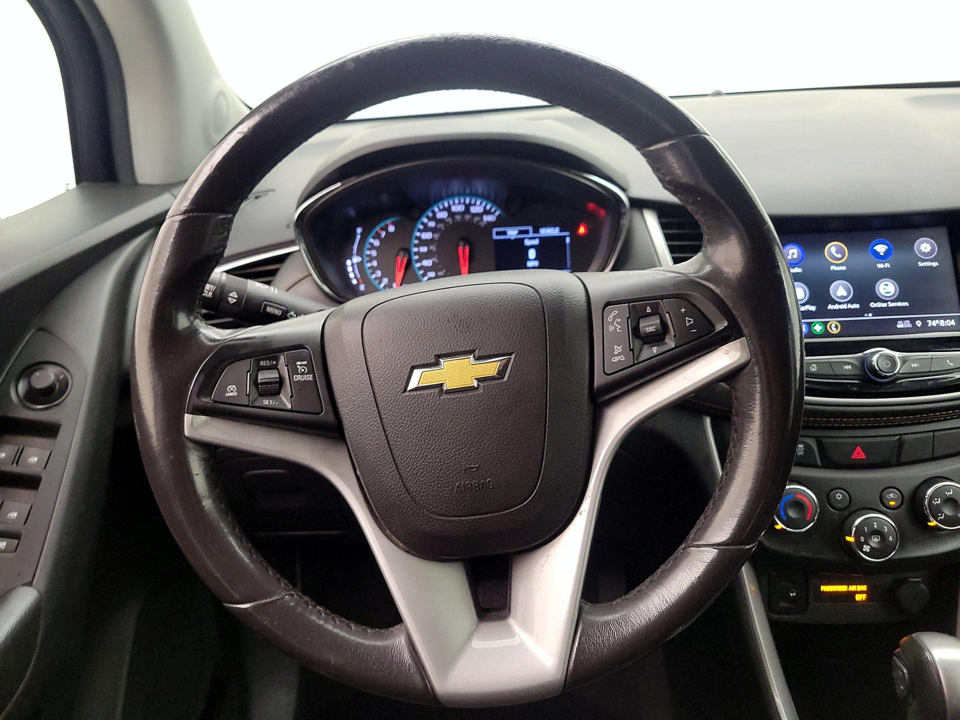 Thumbnail: 2022 Chevrolet Trax - 10