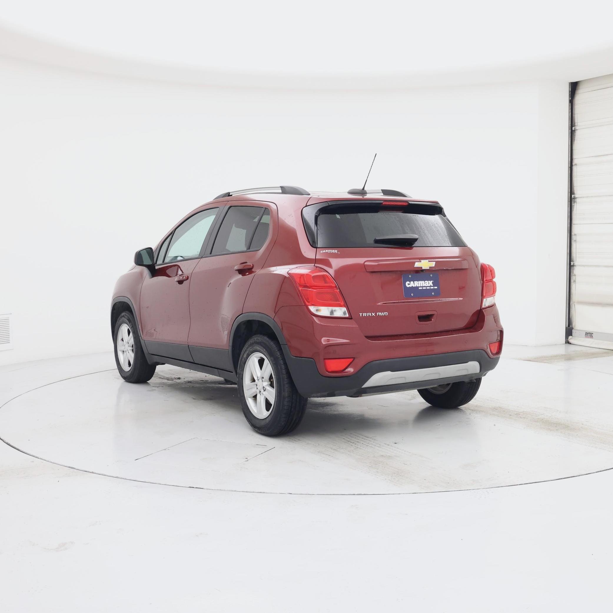 Thumbnail: 2022 Chevrolet Trax - 2