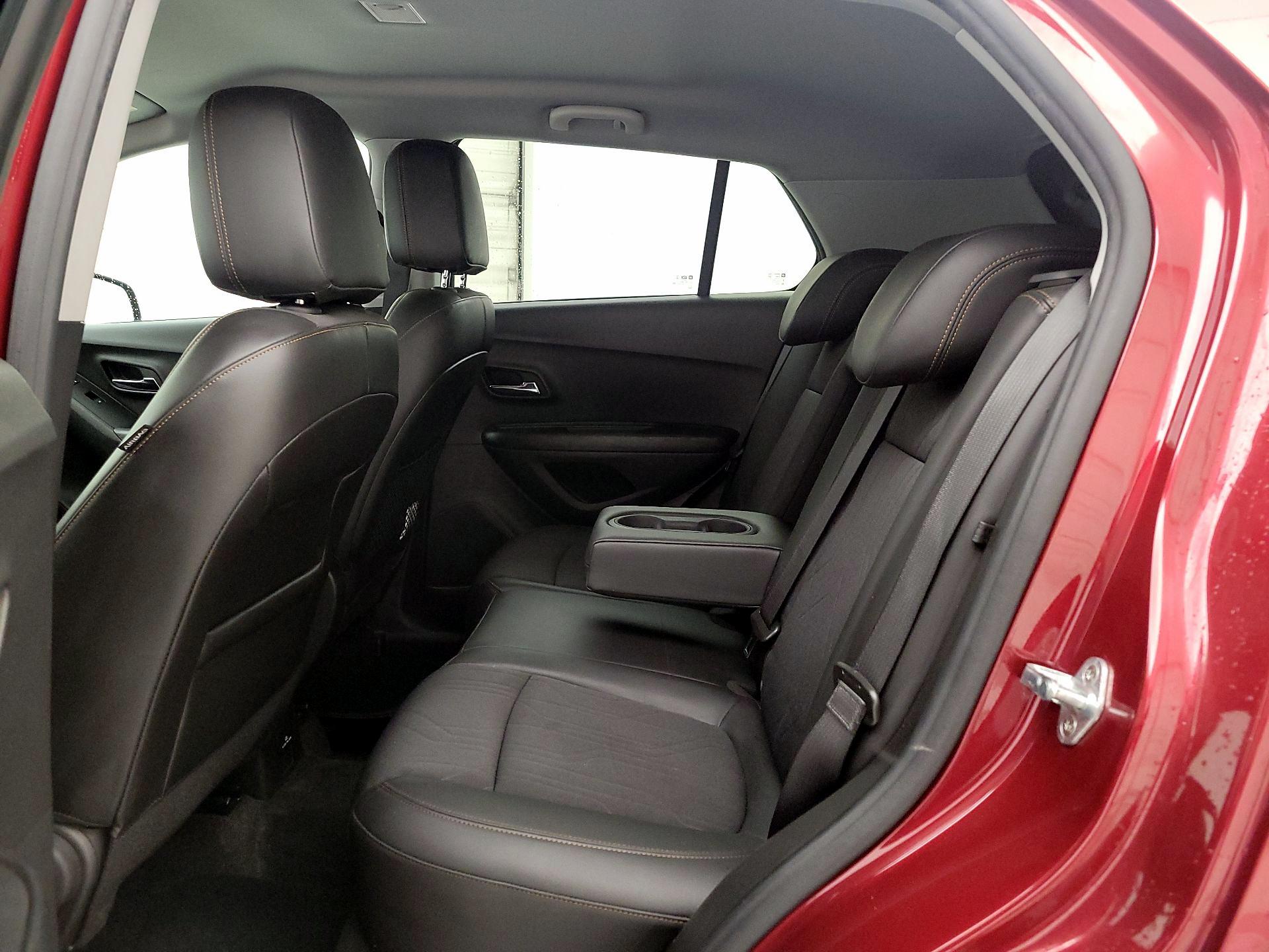 Thumbnail: 2022 Chevrolet Trax - 19