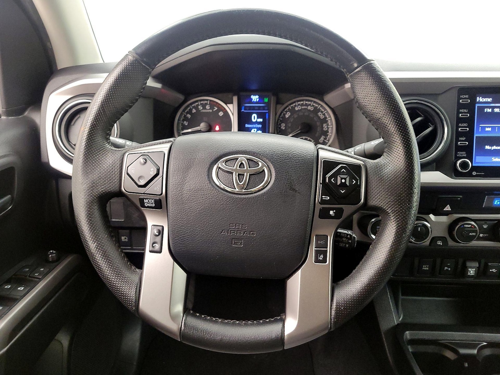 2023 Toyota Tacoma SR5 - Photo 11
