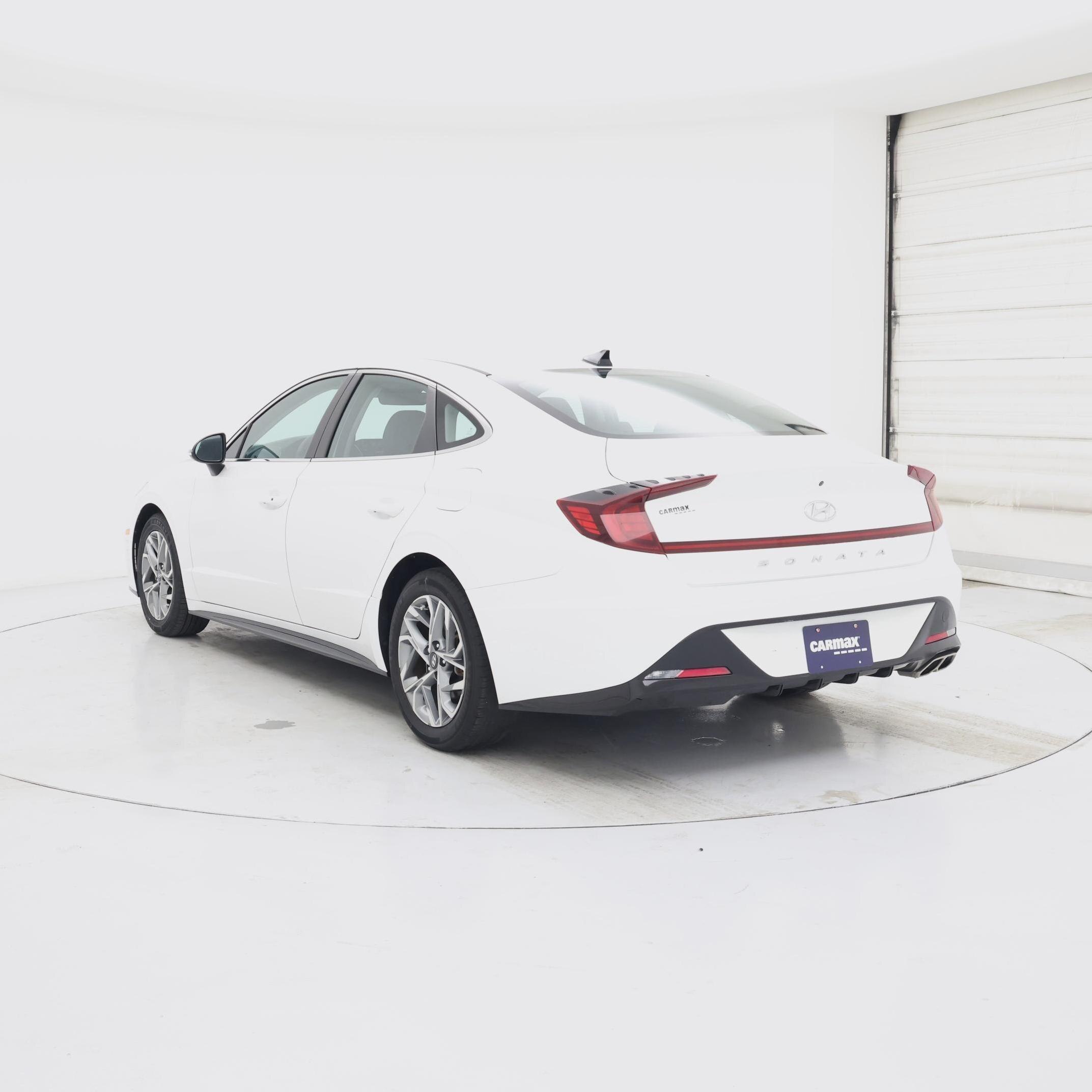 Thumbnail: 2022 Hyundai Sonata - 2