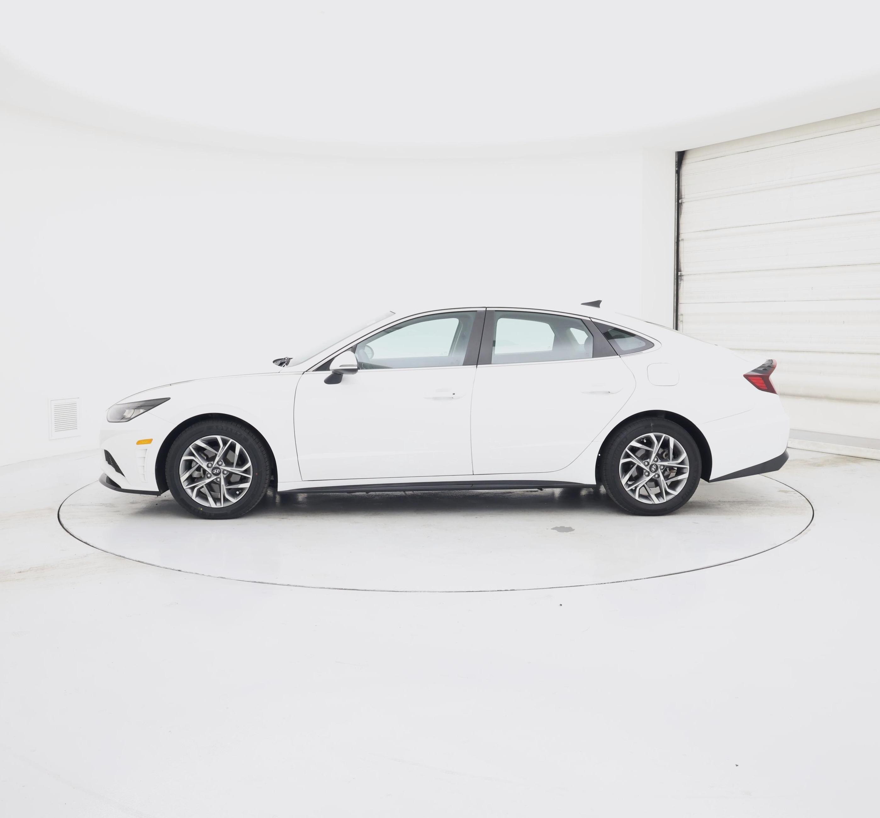 Thumbnail: 2022 Hyundai Sonata - 3