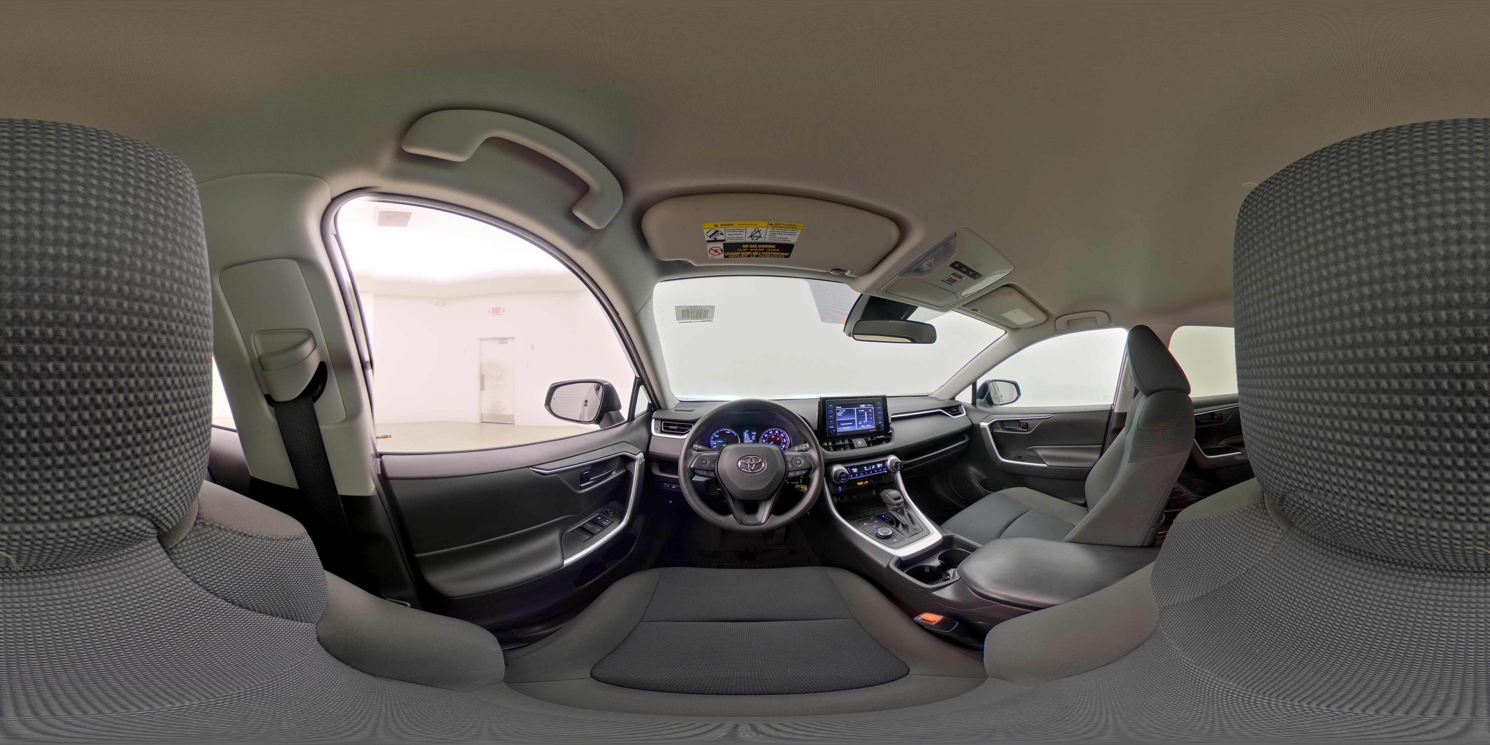2021 Toyota RAV4 LE - Photo 26
