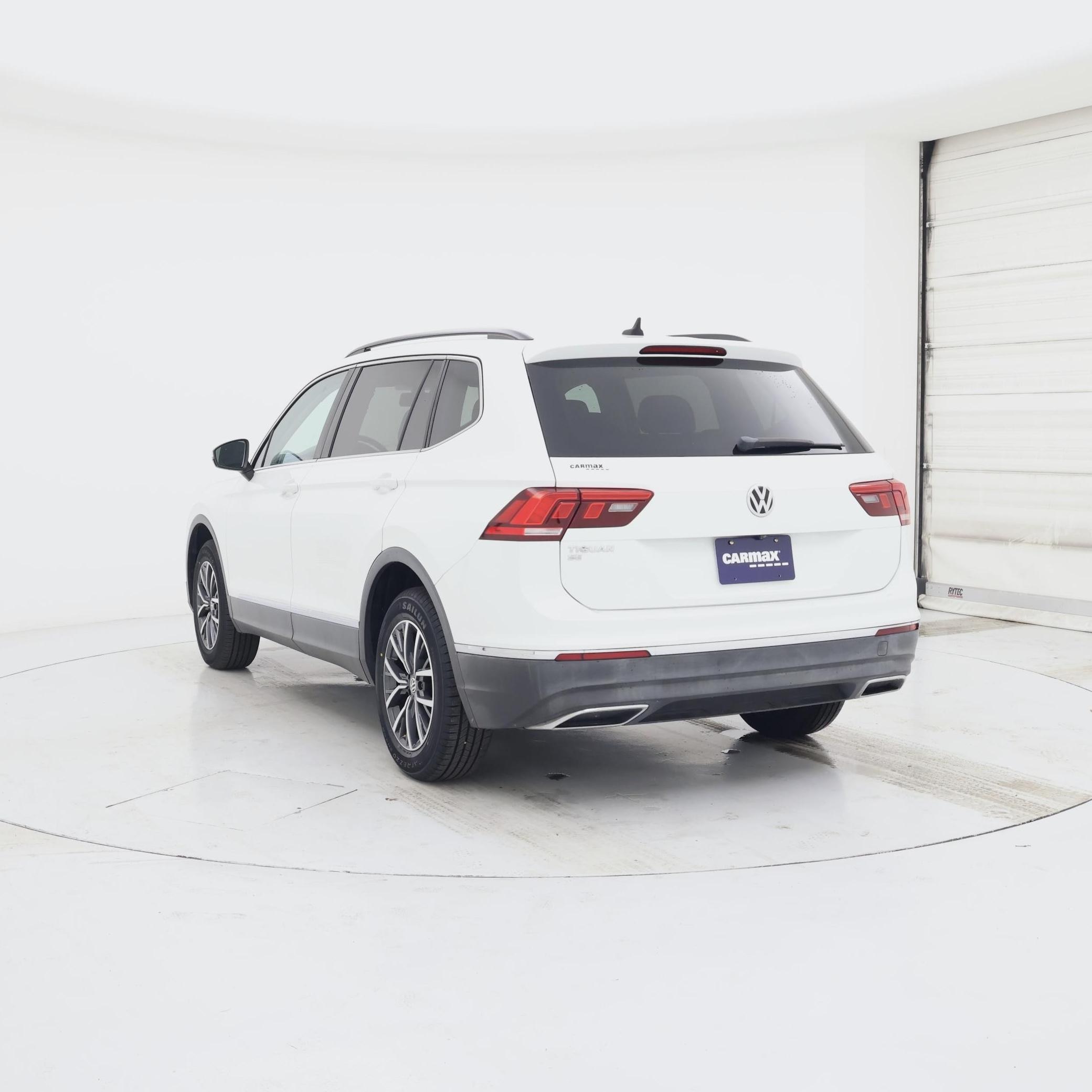 Thumbnail: 2020 Volkswagen Tiguan - 2