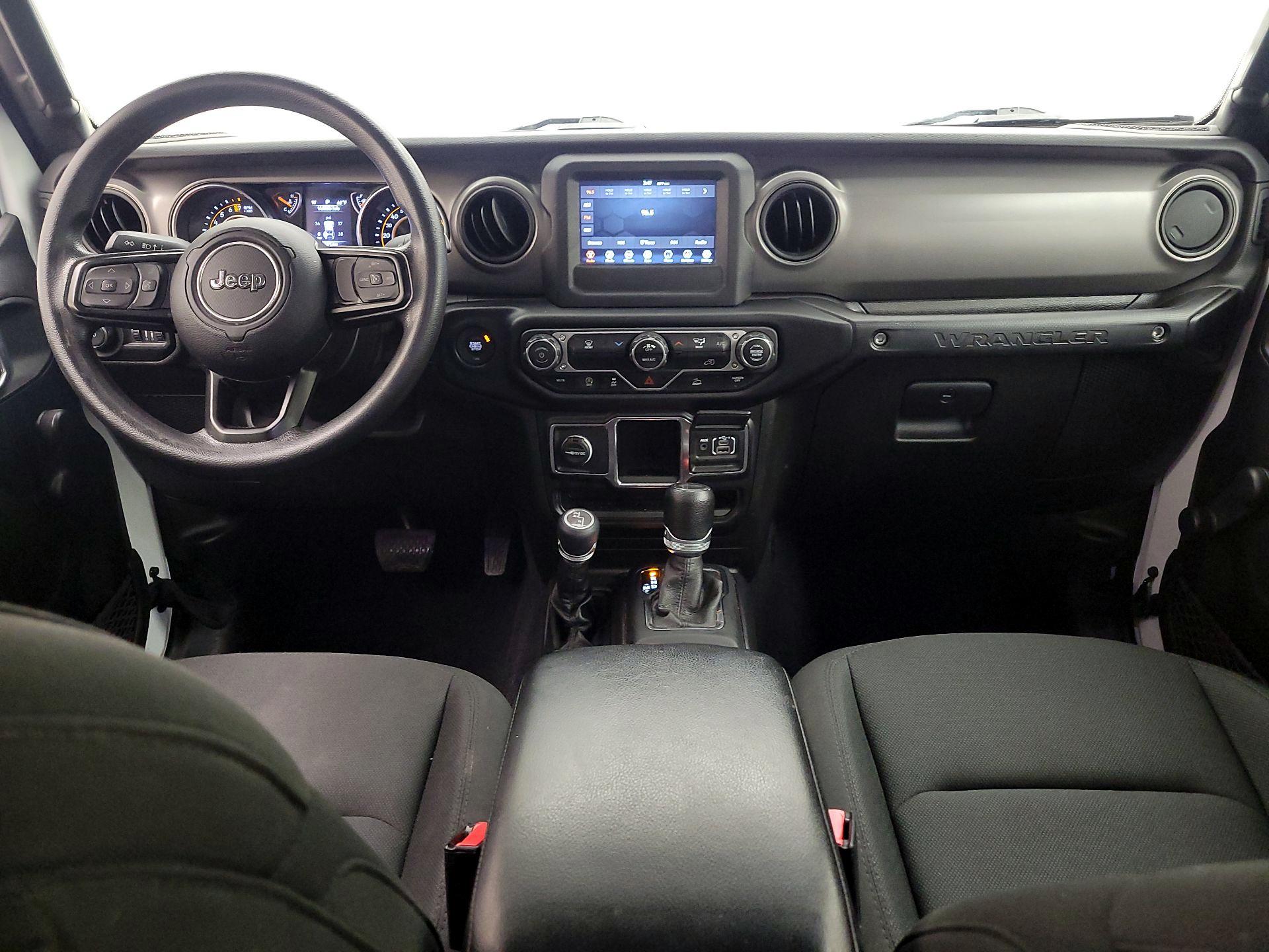 Thumbnail: 2022 Jeep Wrangler - 9