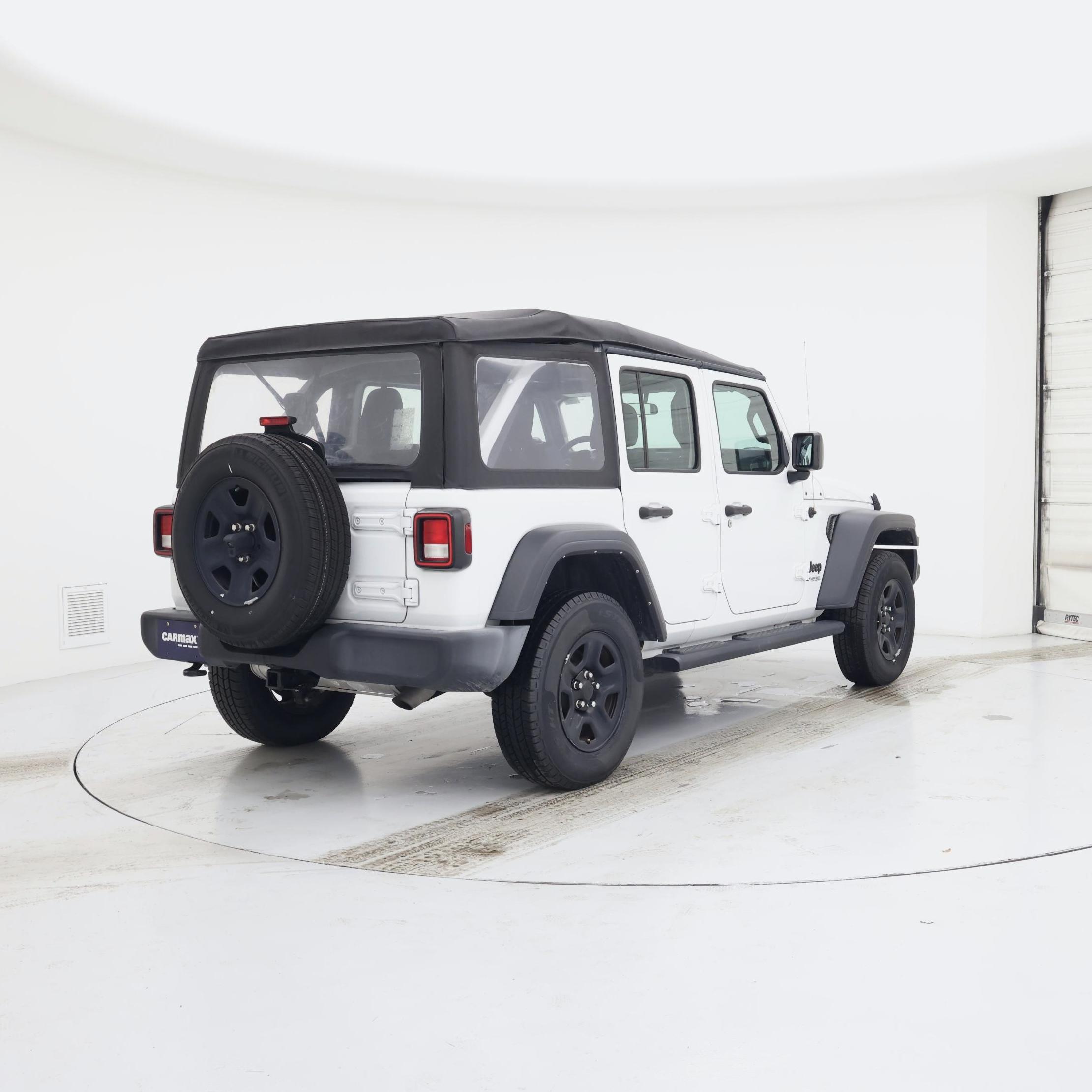 Thumbnail: 2022 Jeep Wrangler - 8
