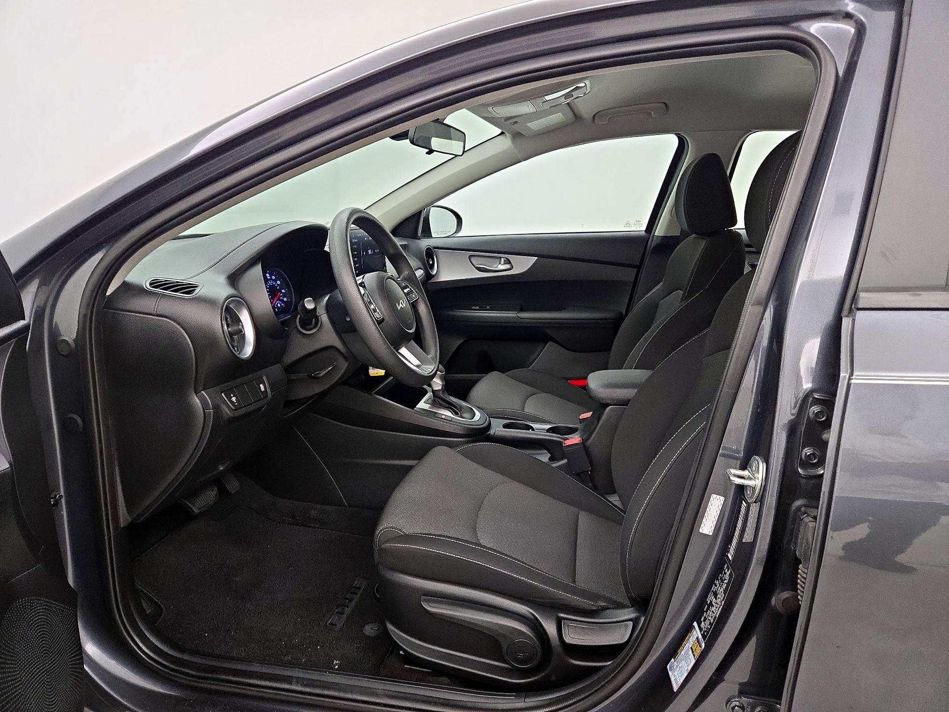 Thumbnail: 2023 Kia Forte - 11