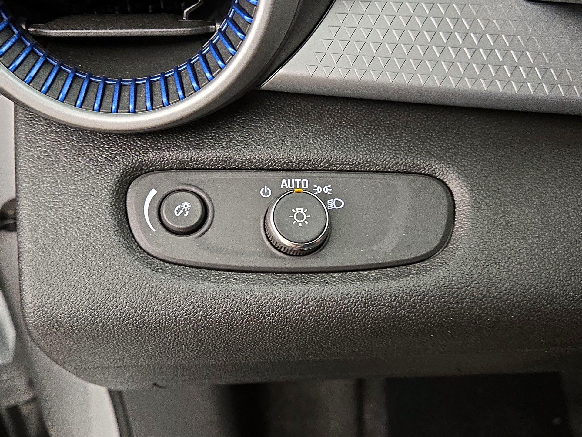 Thumbnail: 2024 Chevrolet Trax - 13