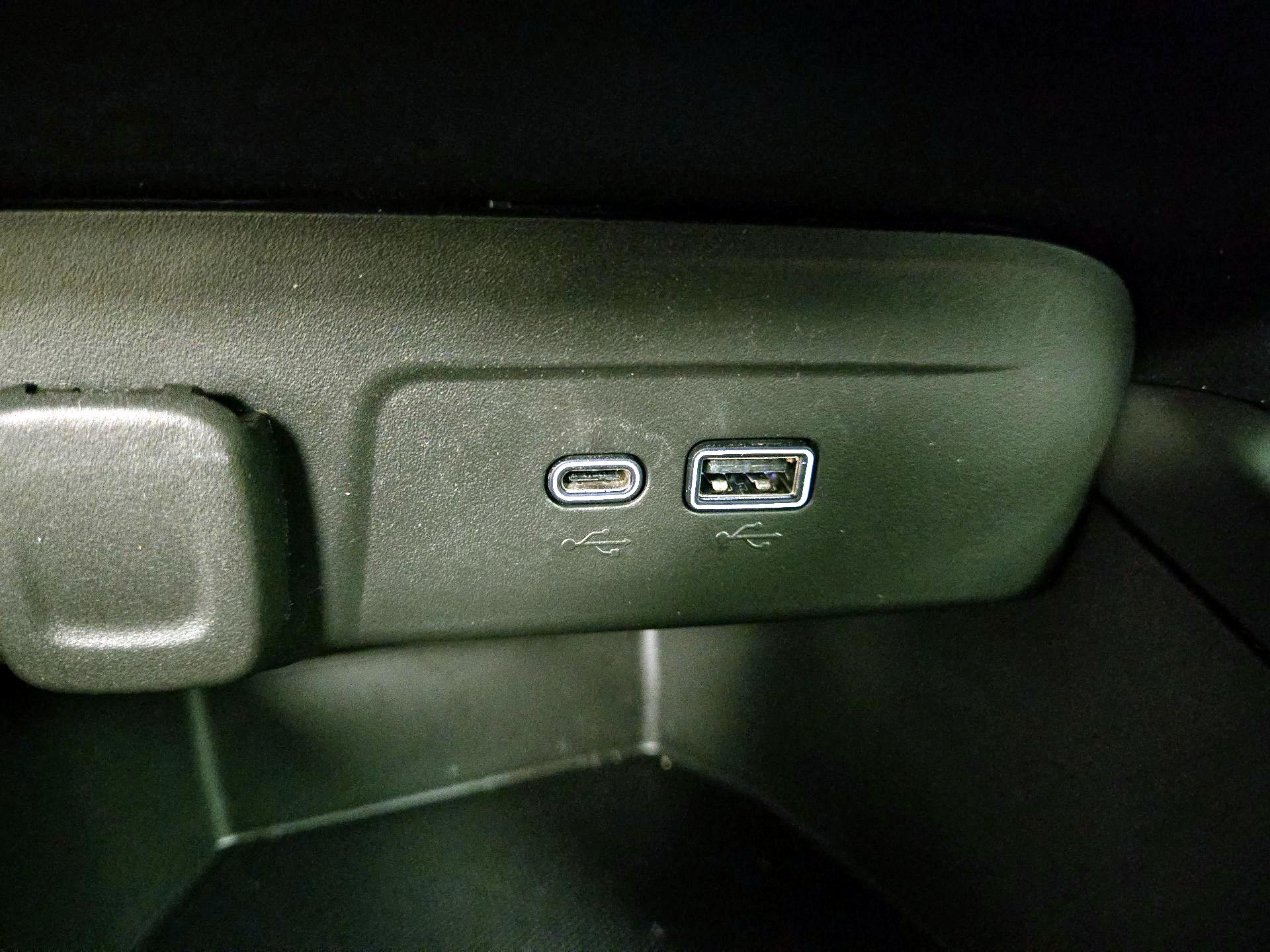 Thumbnail: 2024 Chevrolet Trax - 18