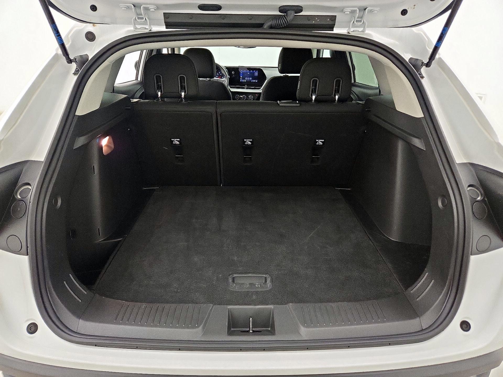 Thumbnail: 2024 Chevrolet Trax - 20