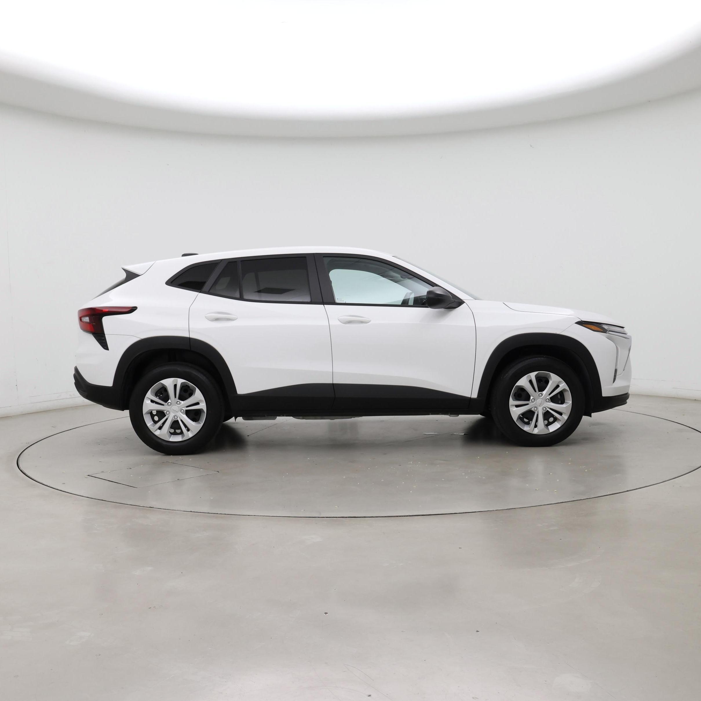 Thumbnail: 2024 Chevrolet Trax - 7