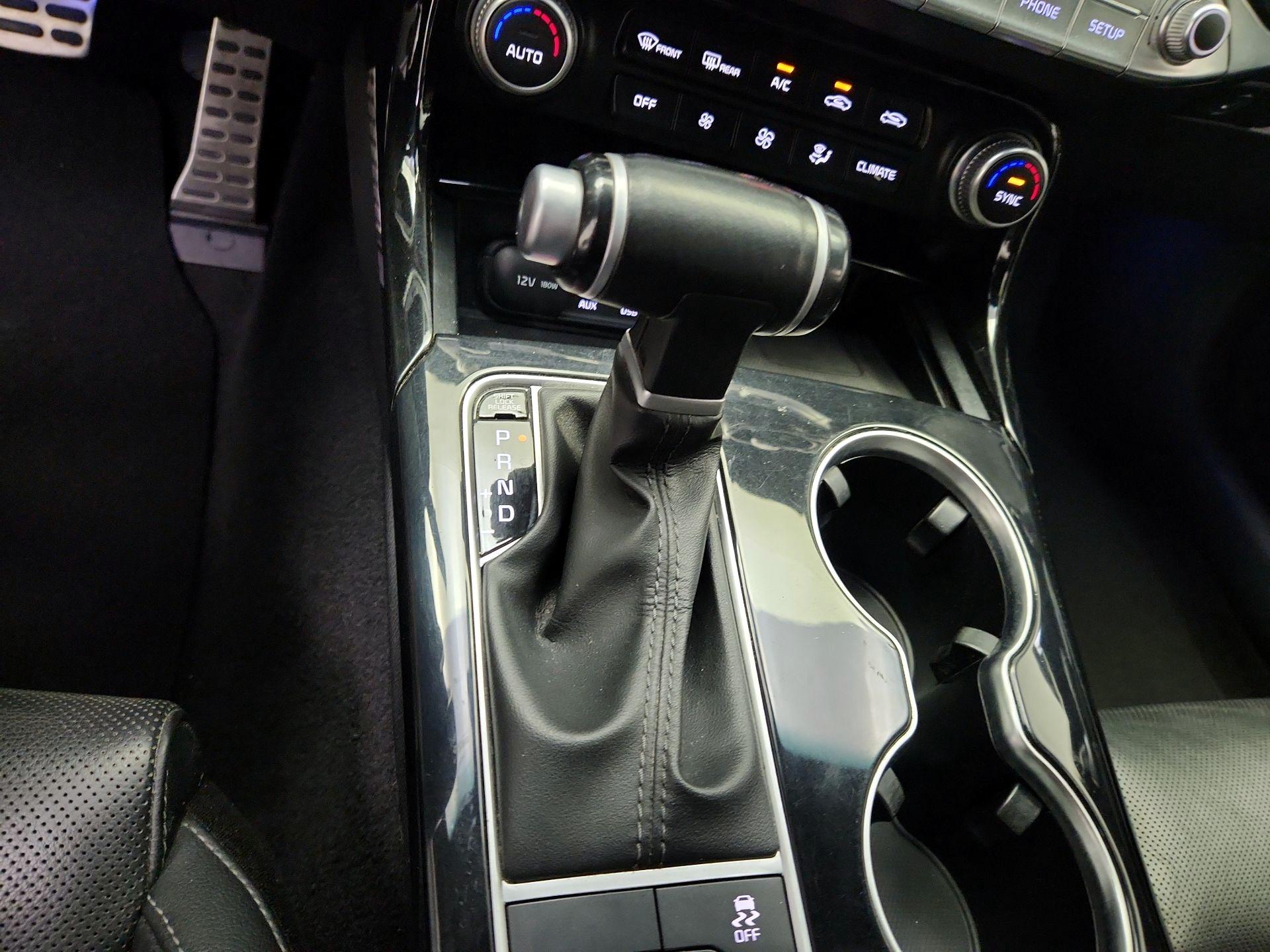 Thumbnail: 2021 Kia Stinger - 17