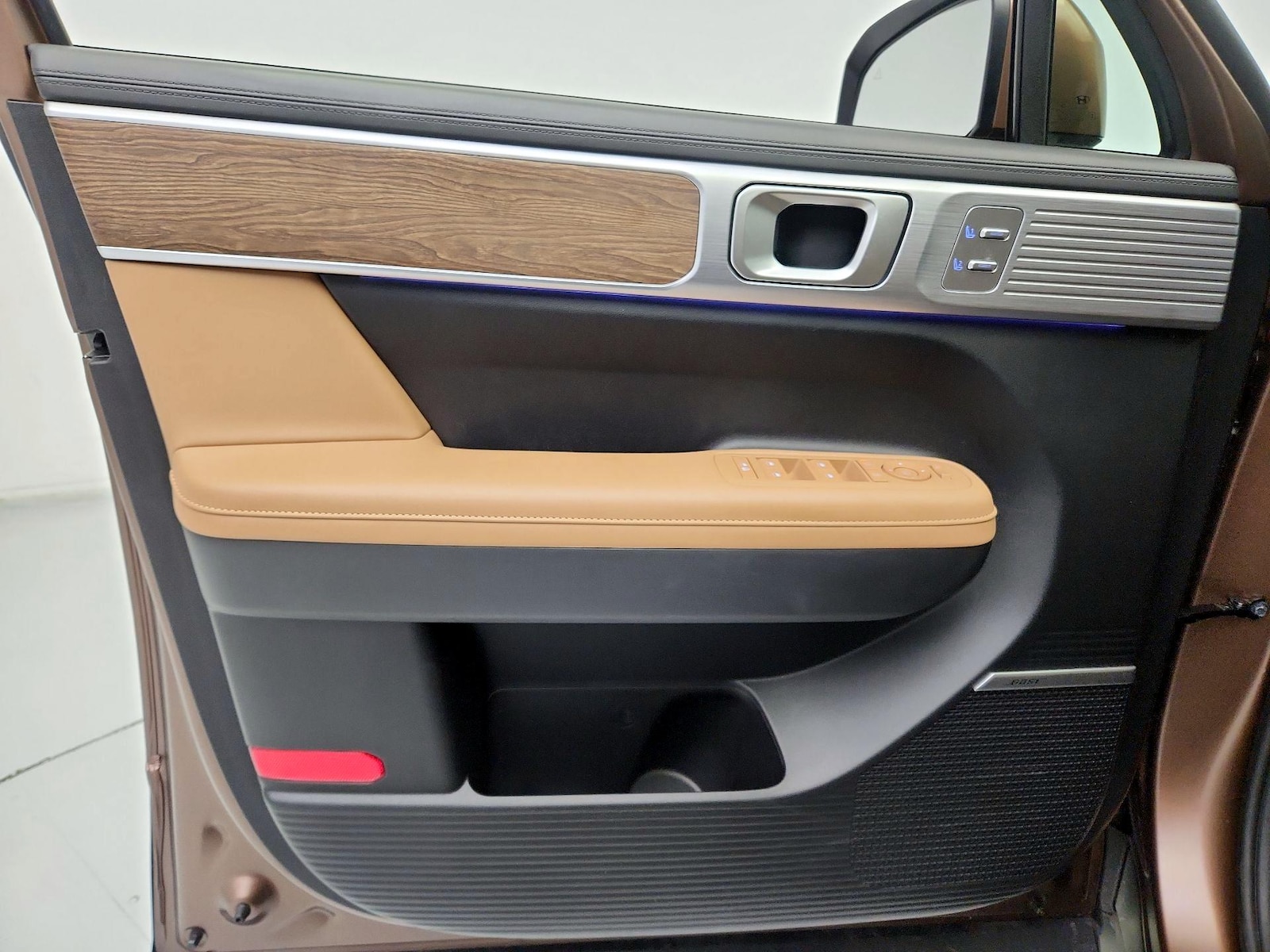 2024 Hyundai Santa Fe Limited - Photo 13