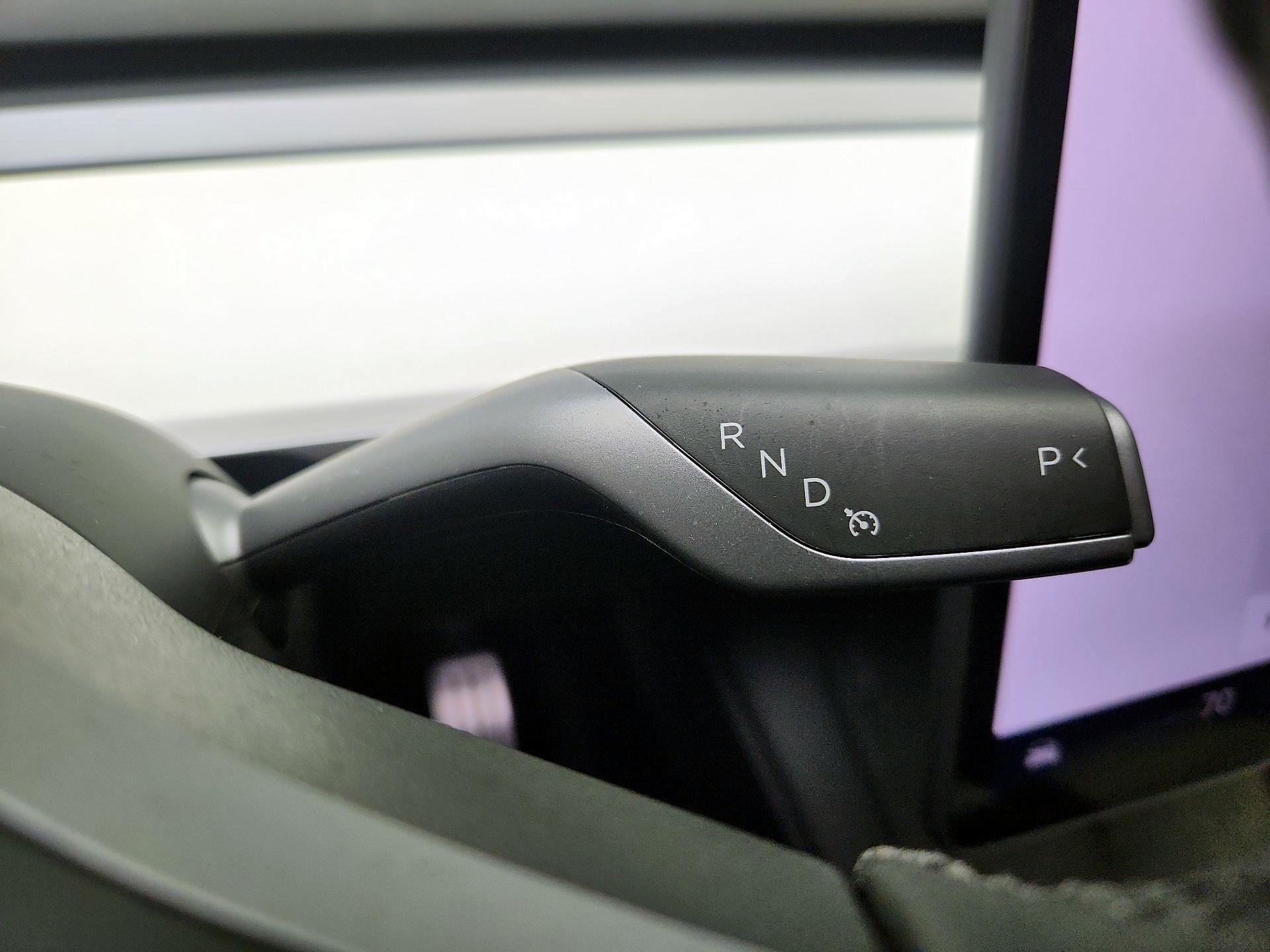 Thumbnail: 2022 Tesla Model Y - 17