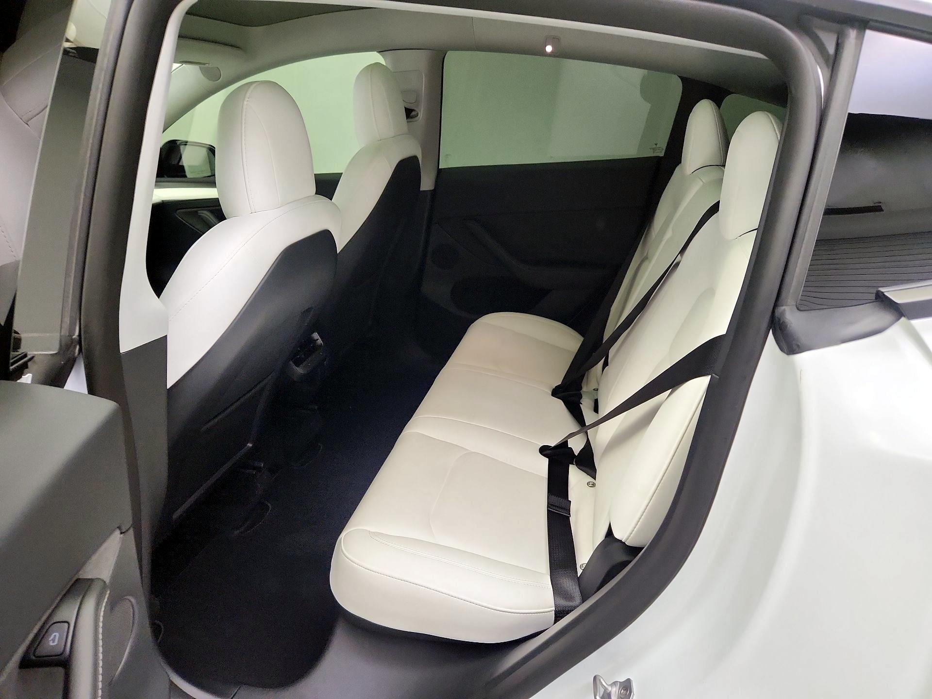 Thumbnail: 2022 Tesla Model Y - 19