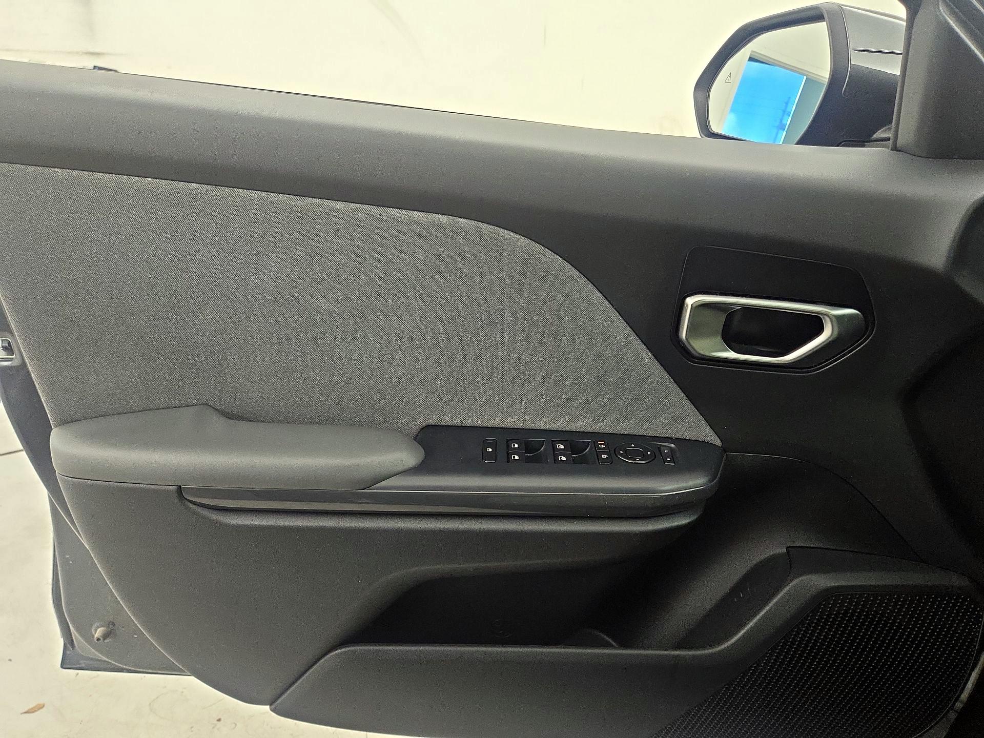 Thumbnail: 2025 Kia K4 - 12