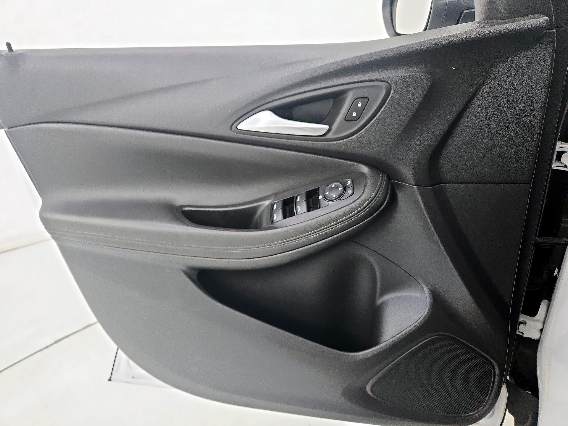 Thumbnail: 2024 Buick Encore GX - 12