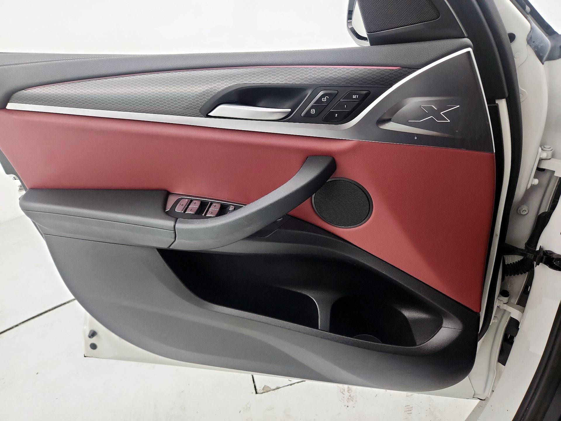 Thumbnail: 2022 BMW X3 - 12