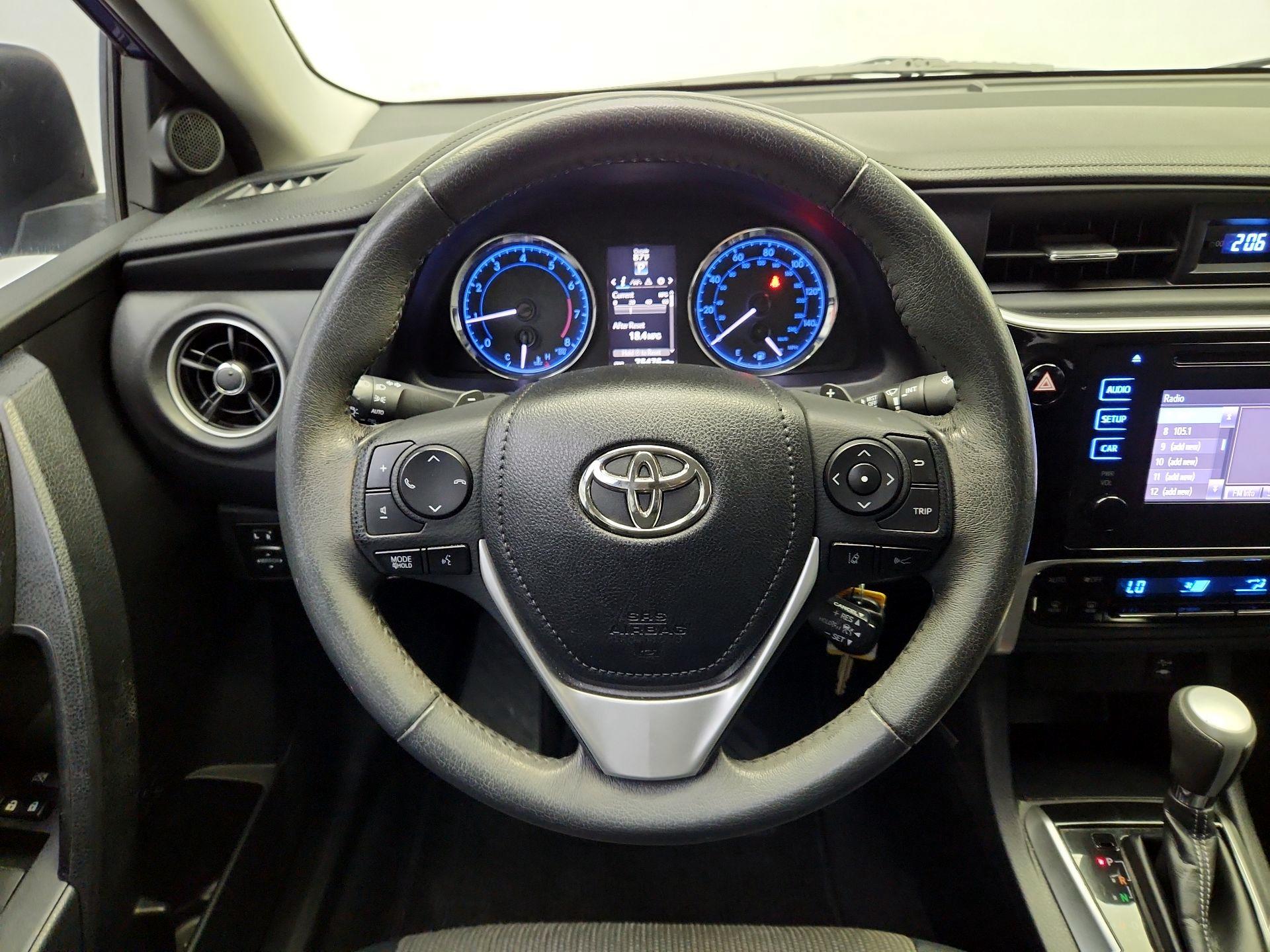 Thumbnail: 2017 Toyota Corolla - 10