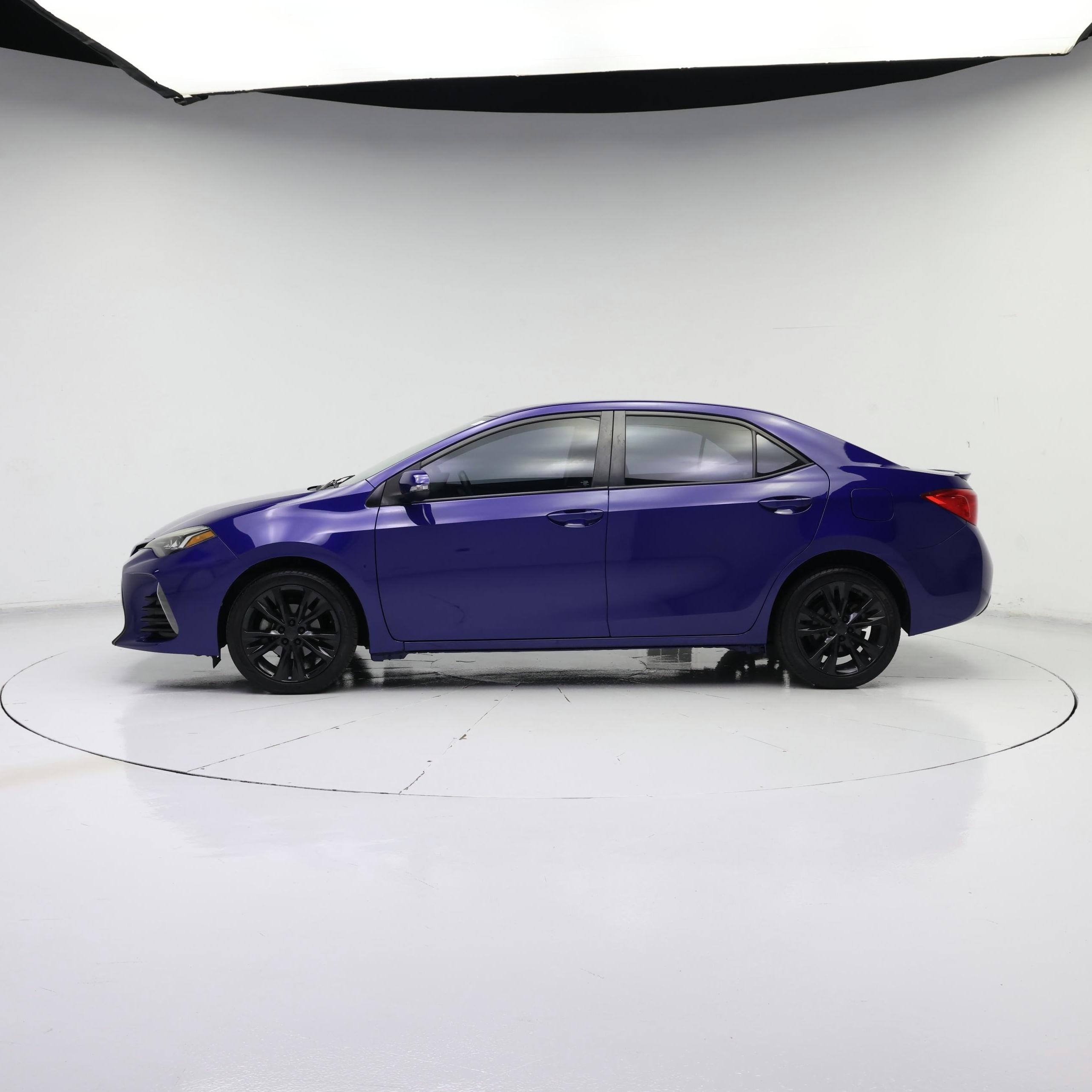 Thumbnail: 2017 Toyota Corolla - 3