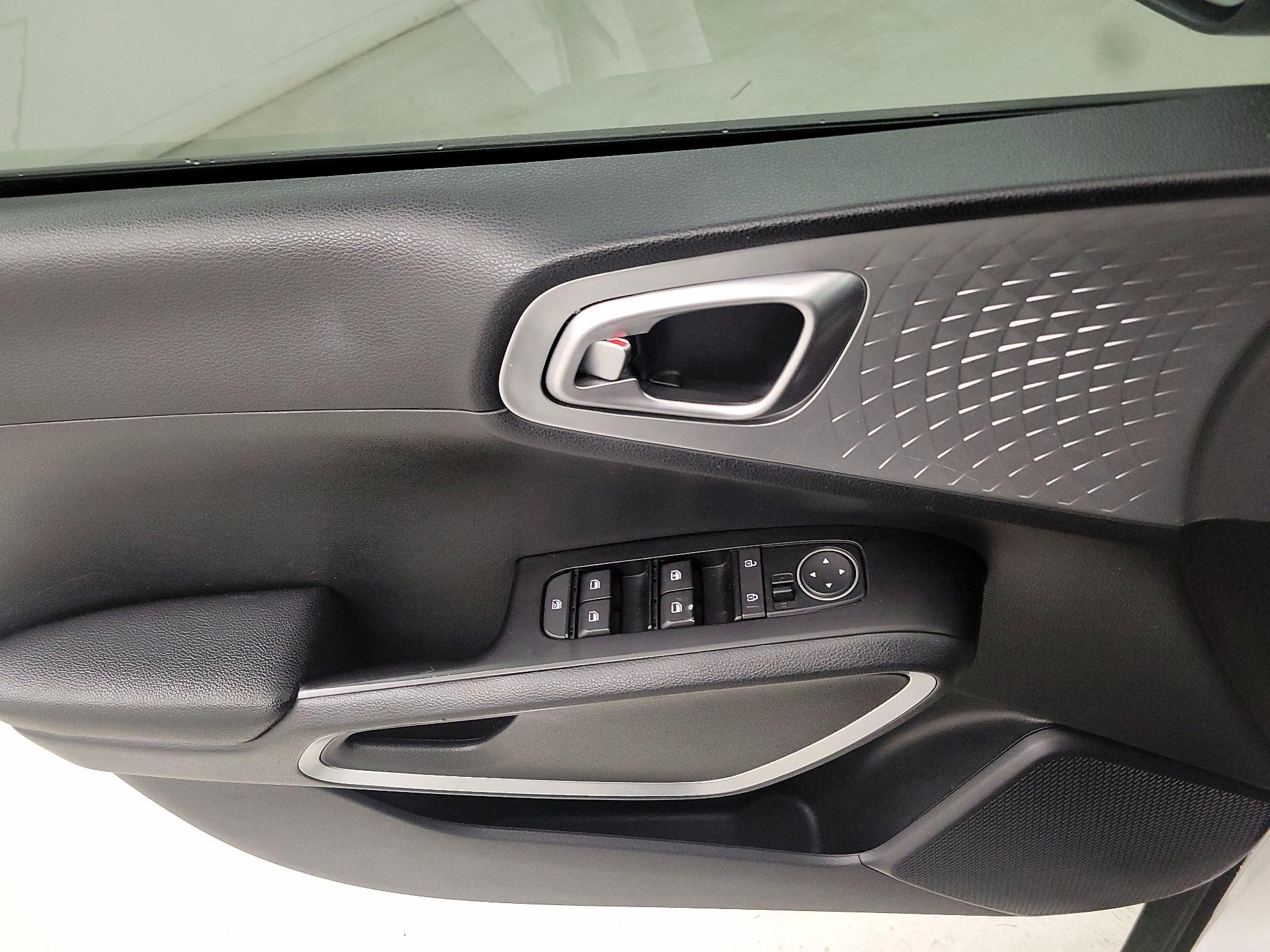 Thumbnail: 2024 Kia Soul - 12
