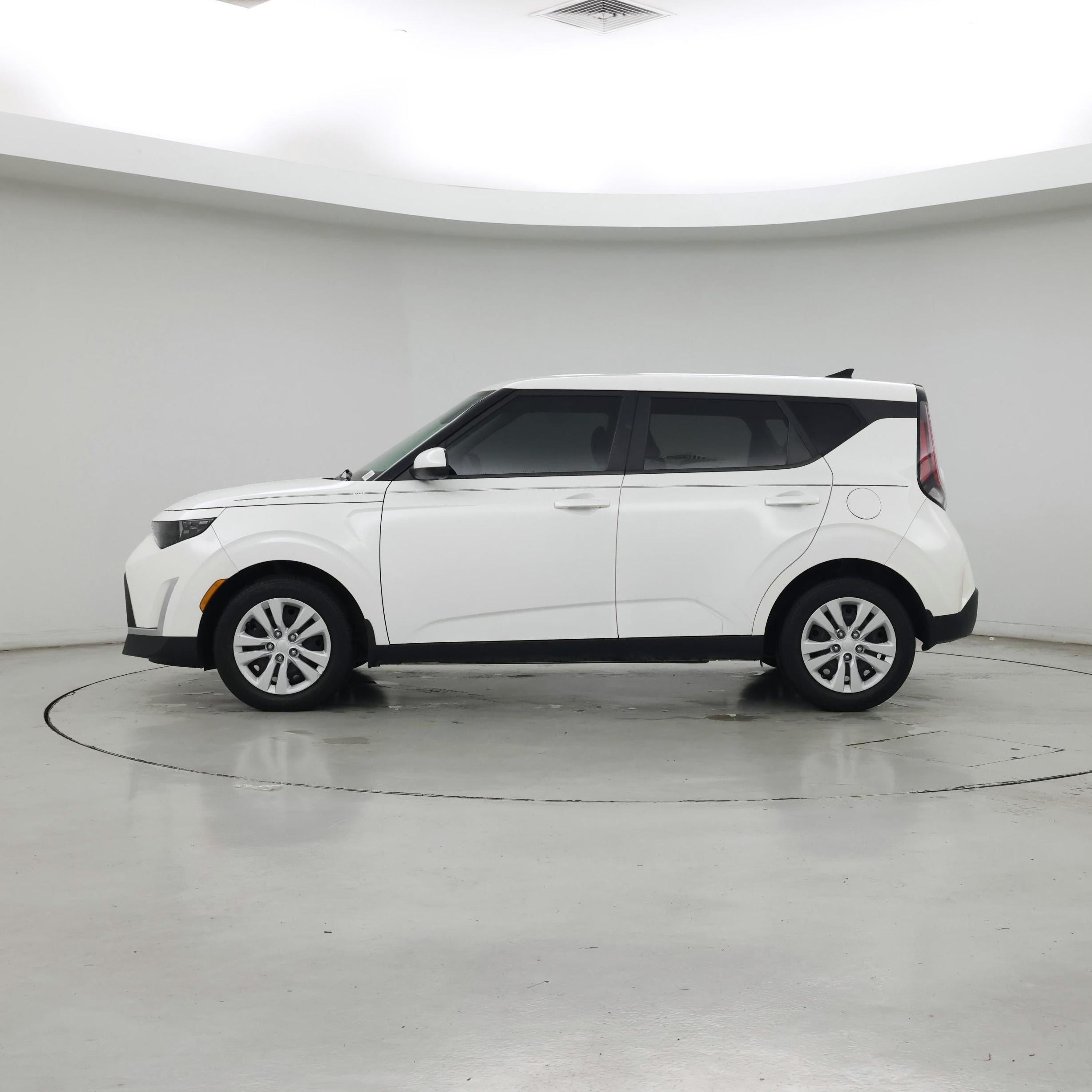 Thumbnail: 2024 Kia Soul - 3