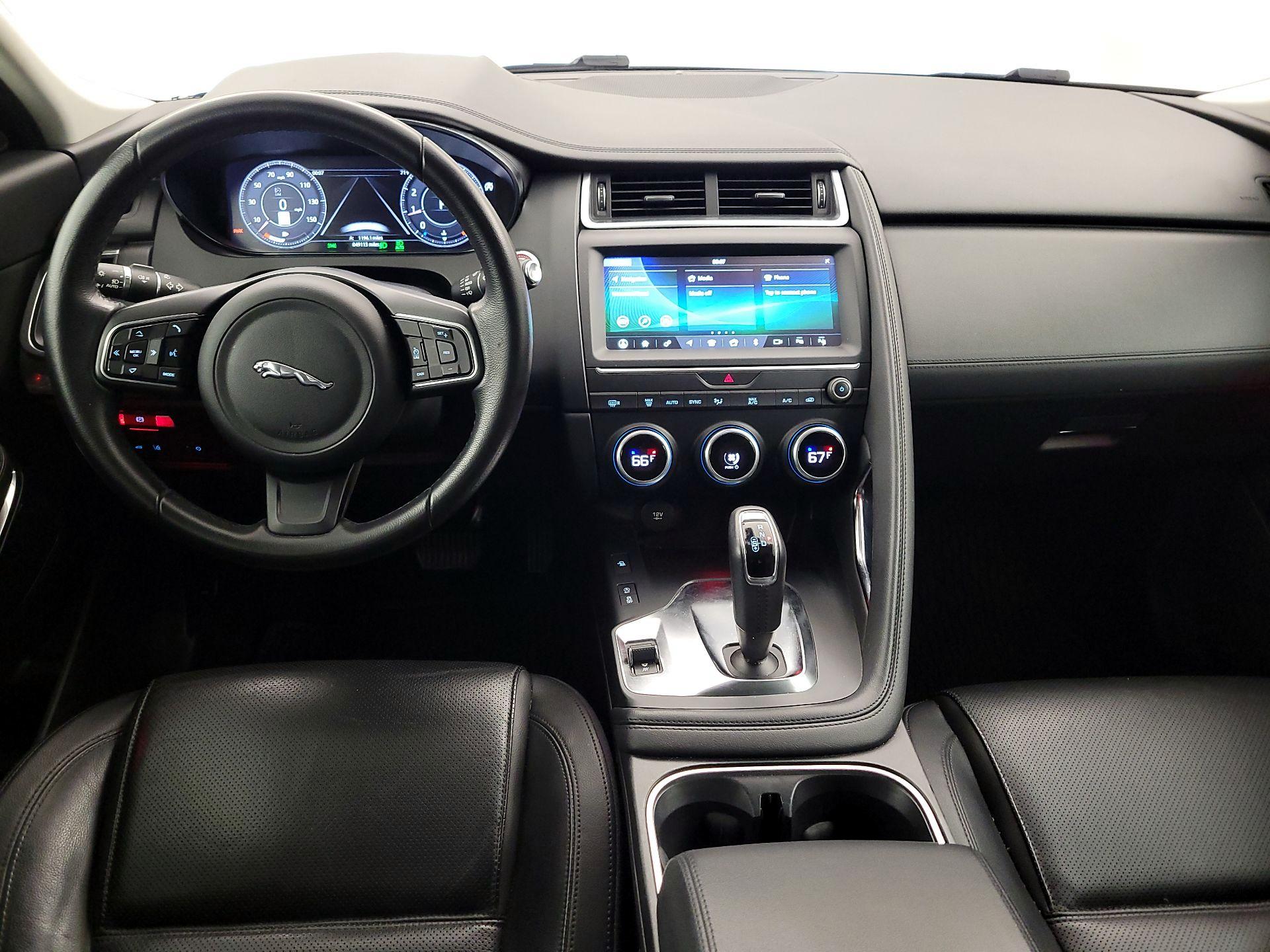 Thumbnail: 2020 Jaguar E-Pace - 9