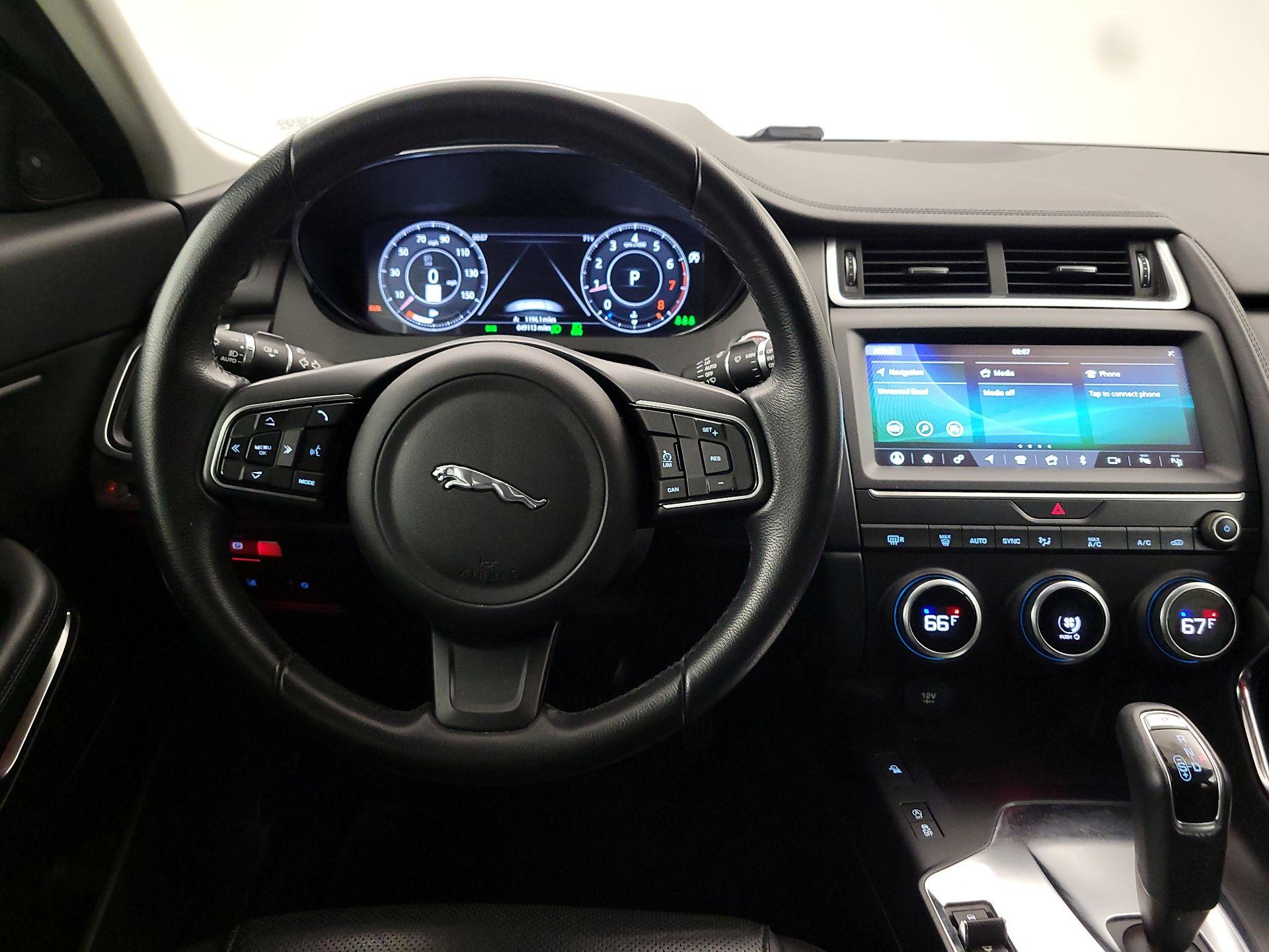 Thumbnail: 2020 Jaguar E-Pace - 10