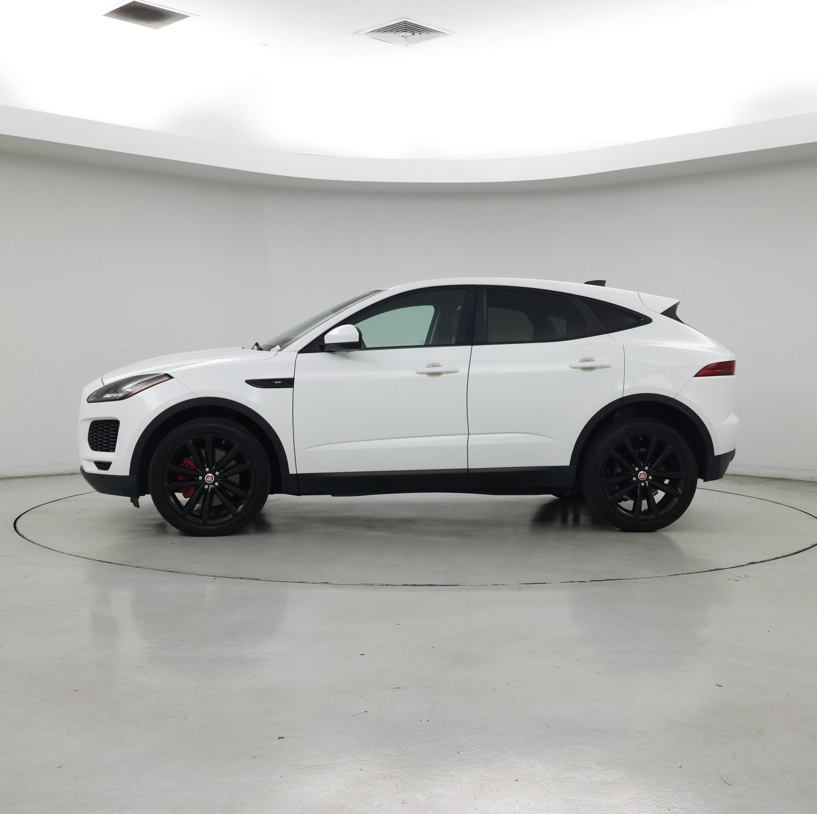 Thumbnail: 2020 Jaguar E-Pace - 3