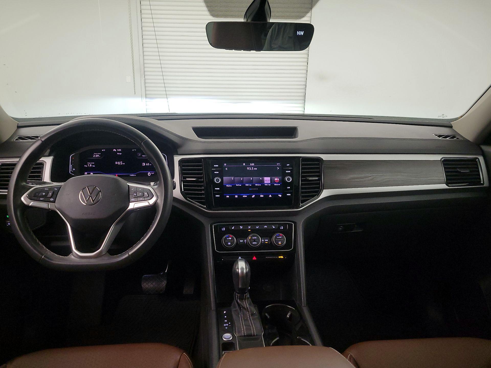 Thumbnail: 2022 Volkswagen Atlas - 9