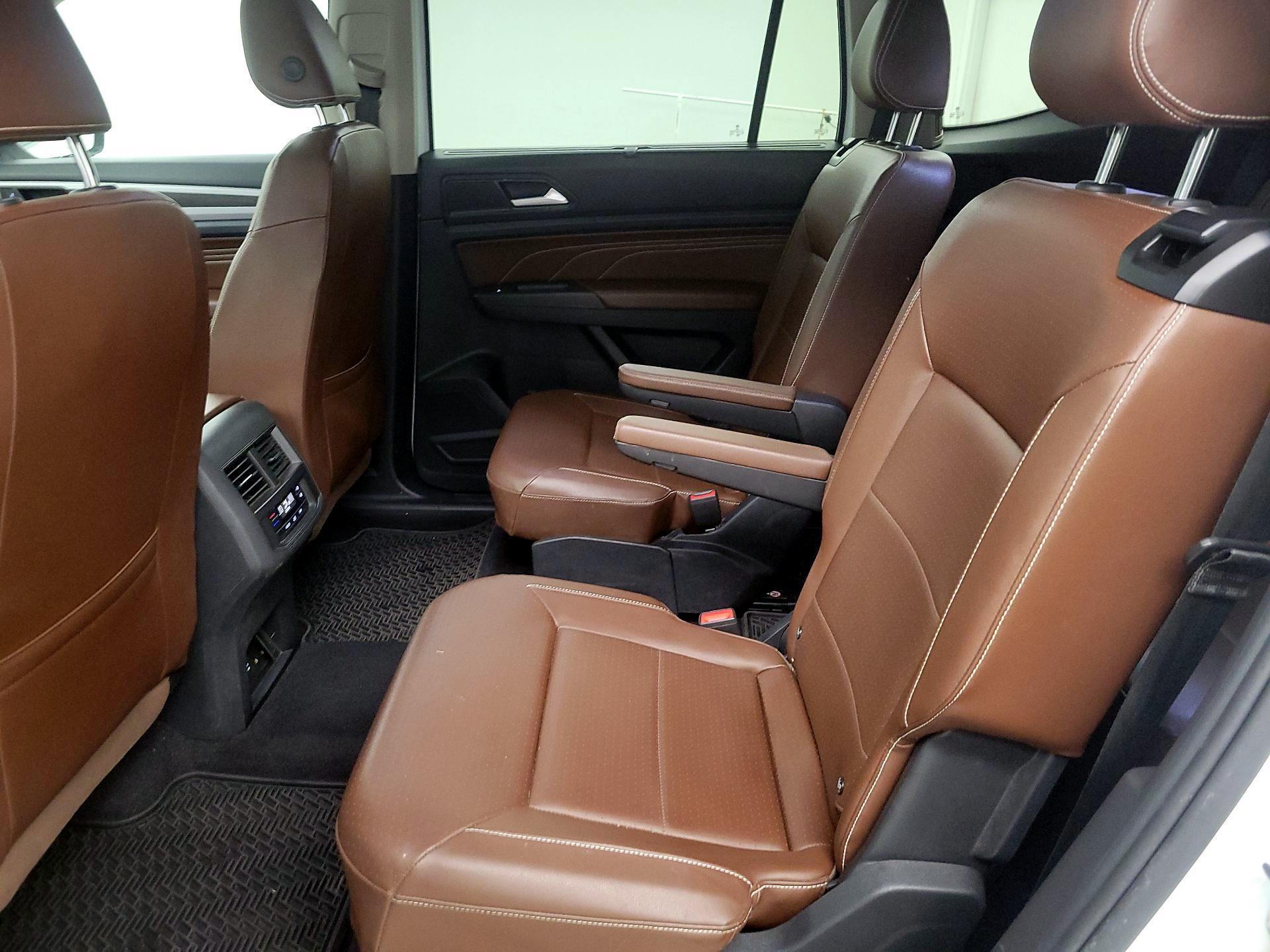 Thumbnail: 2022 Volkswagen Atlas - 20