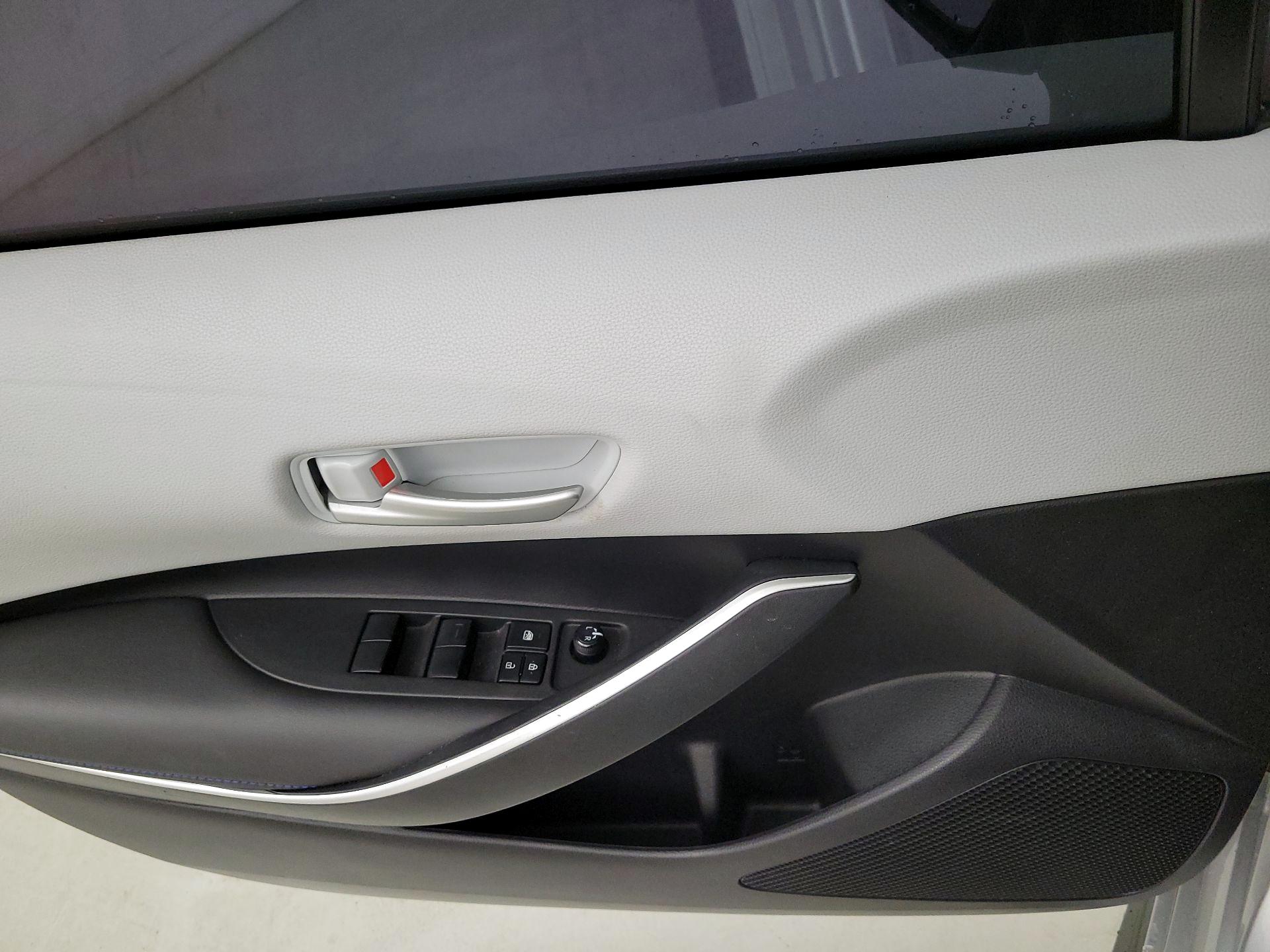 Thumbnail: 2022 Toyota Corolla - 12