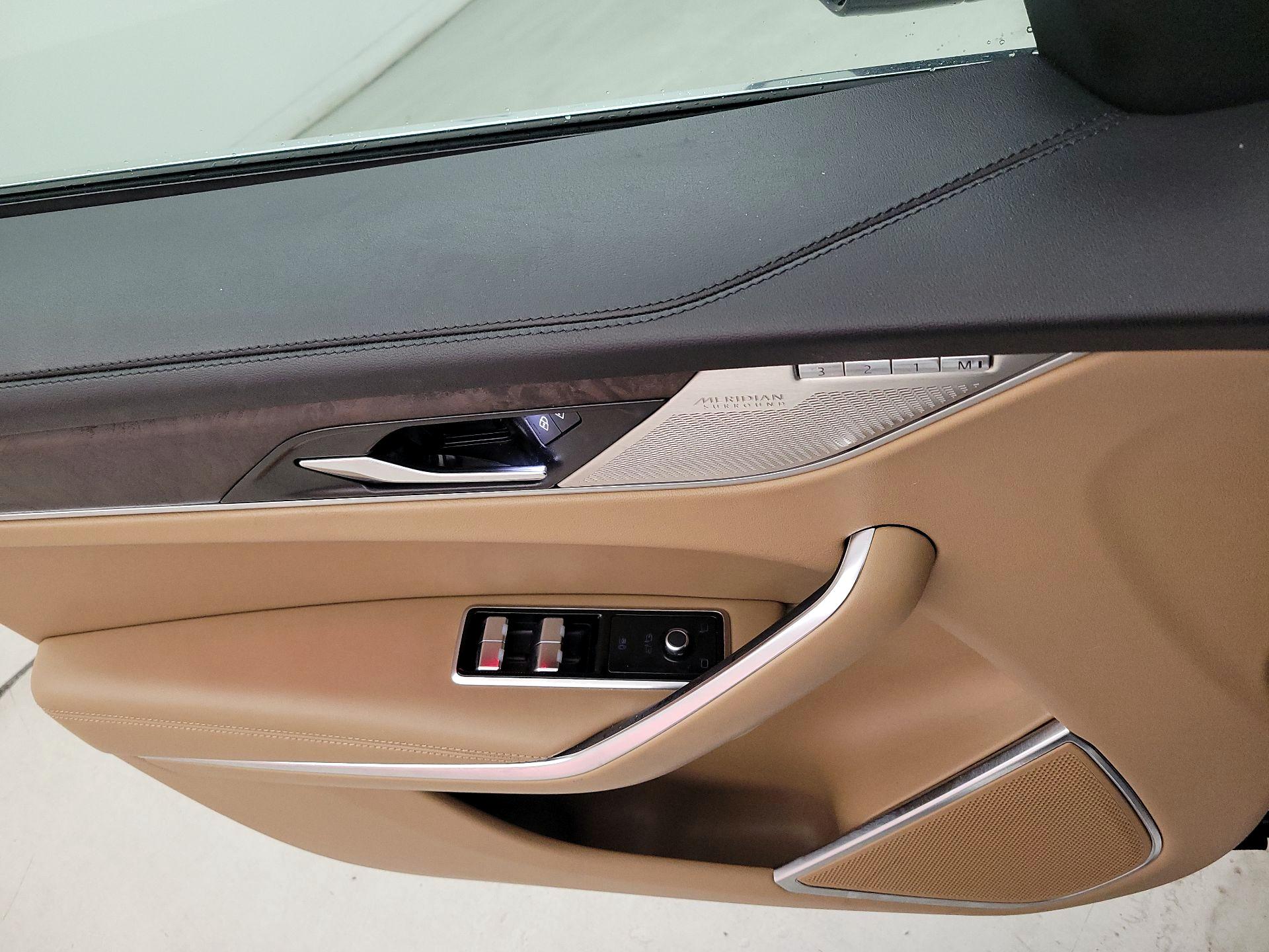 Thumbnail: 2022 Jaguar F-Pace - 12