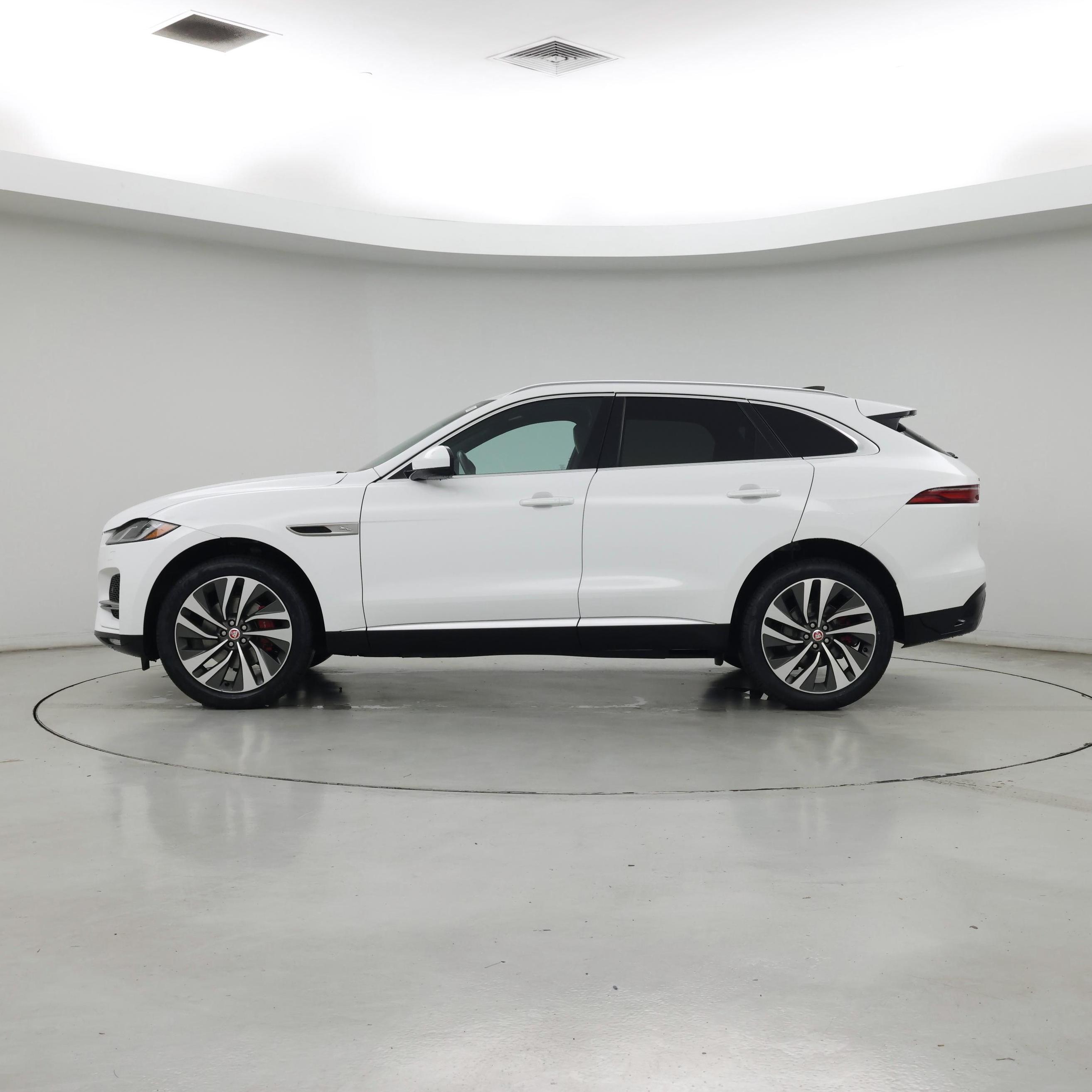 Thumbnail: 2022 Jaguar F-Pace - 3