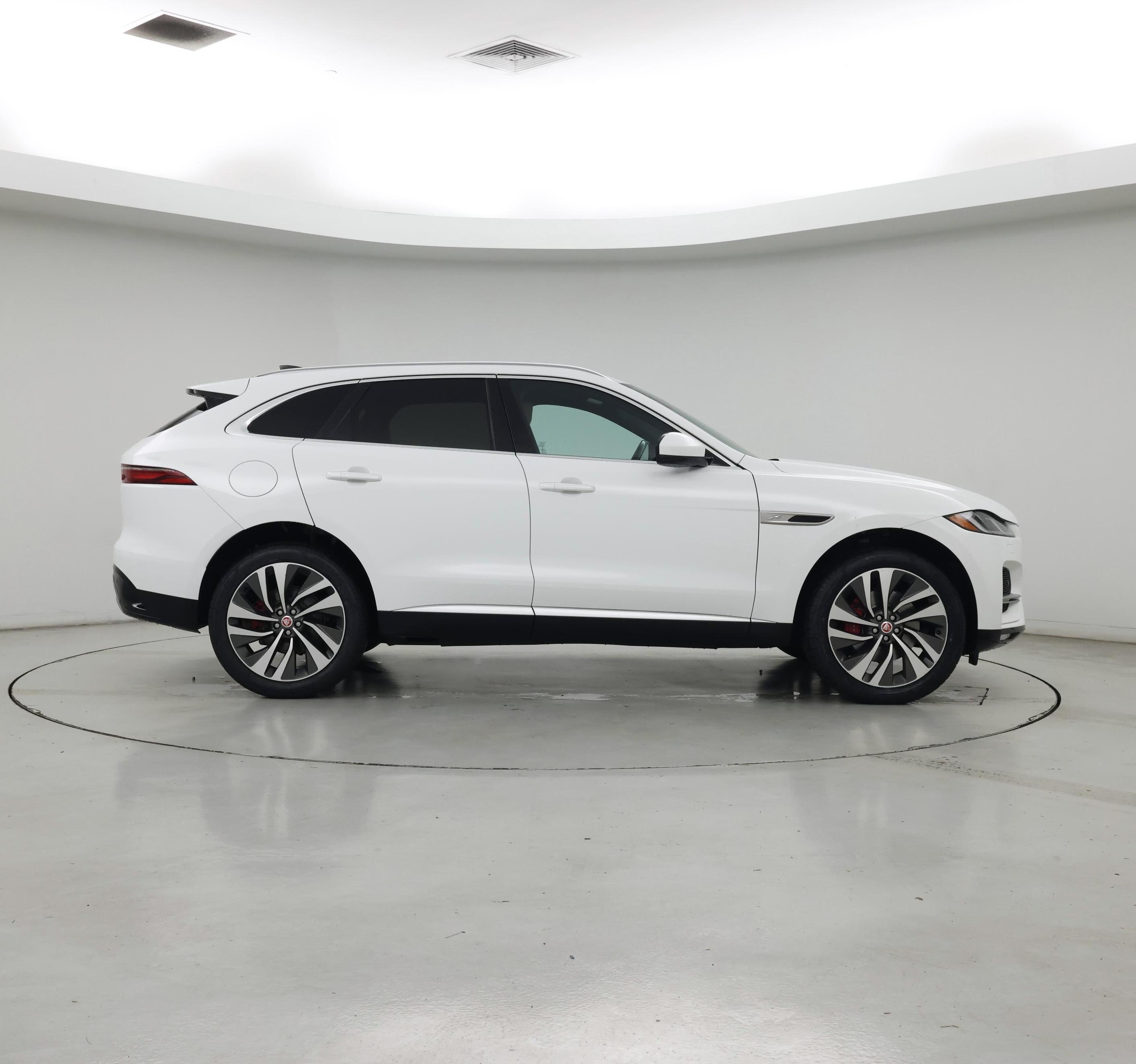 Thumbnail: 2022 Jaguar F-Pace - 7