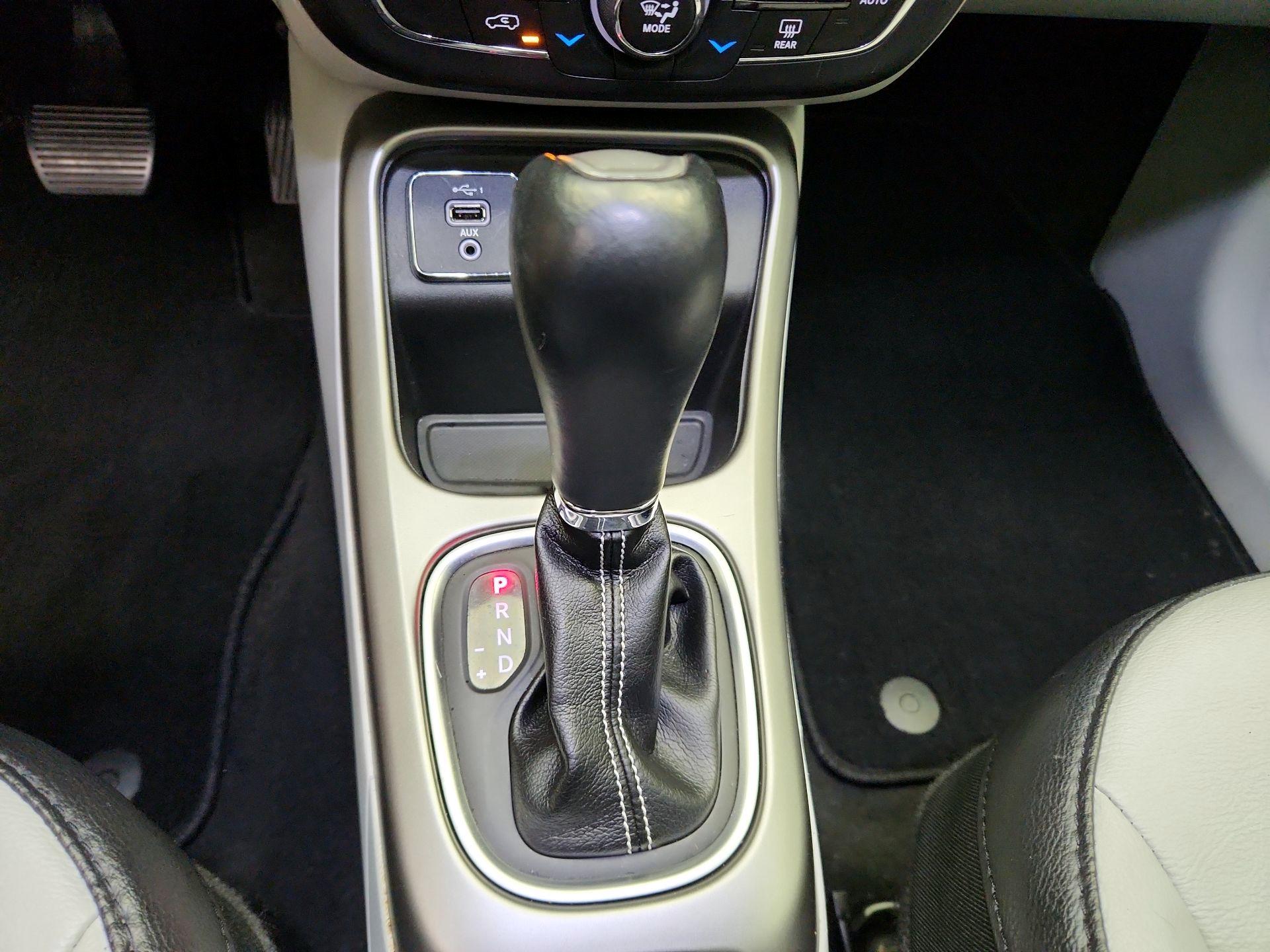 Thumbnail: 2019 Jeep Compass - 18