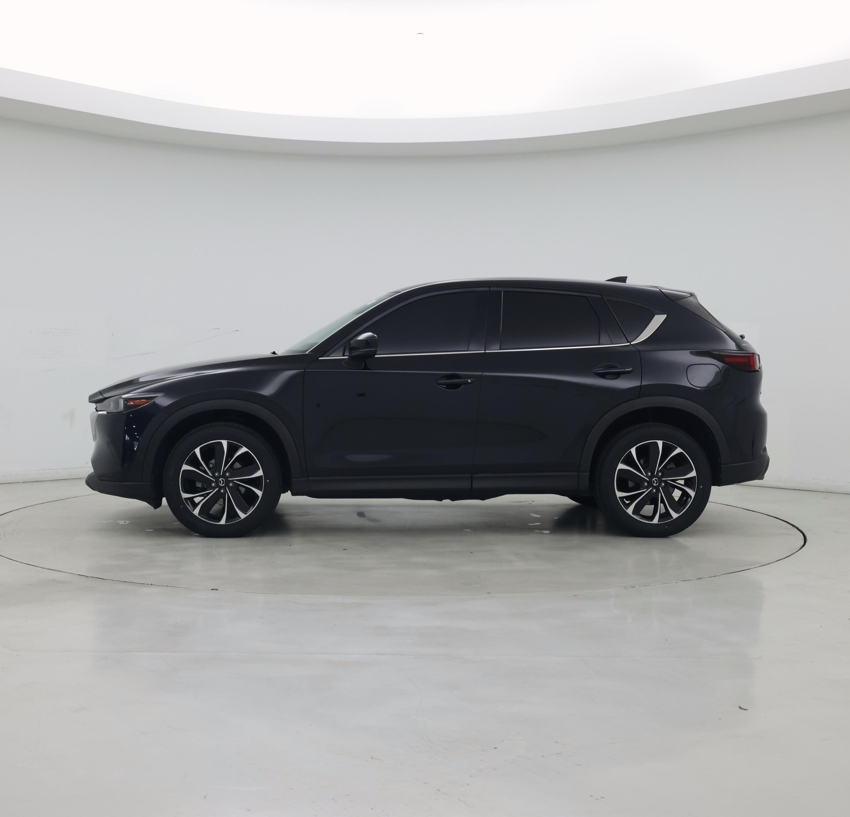 Thumbnail: 2023 Mazda CX-5 - 3