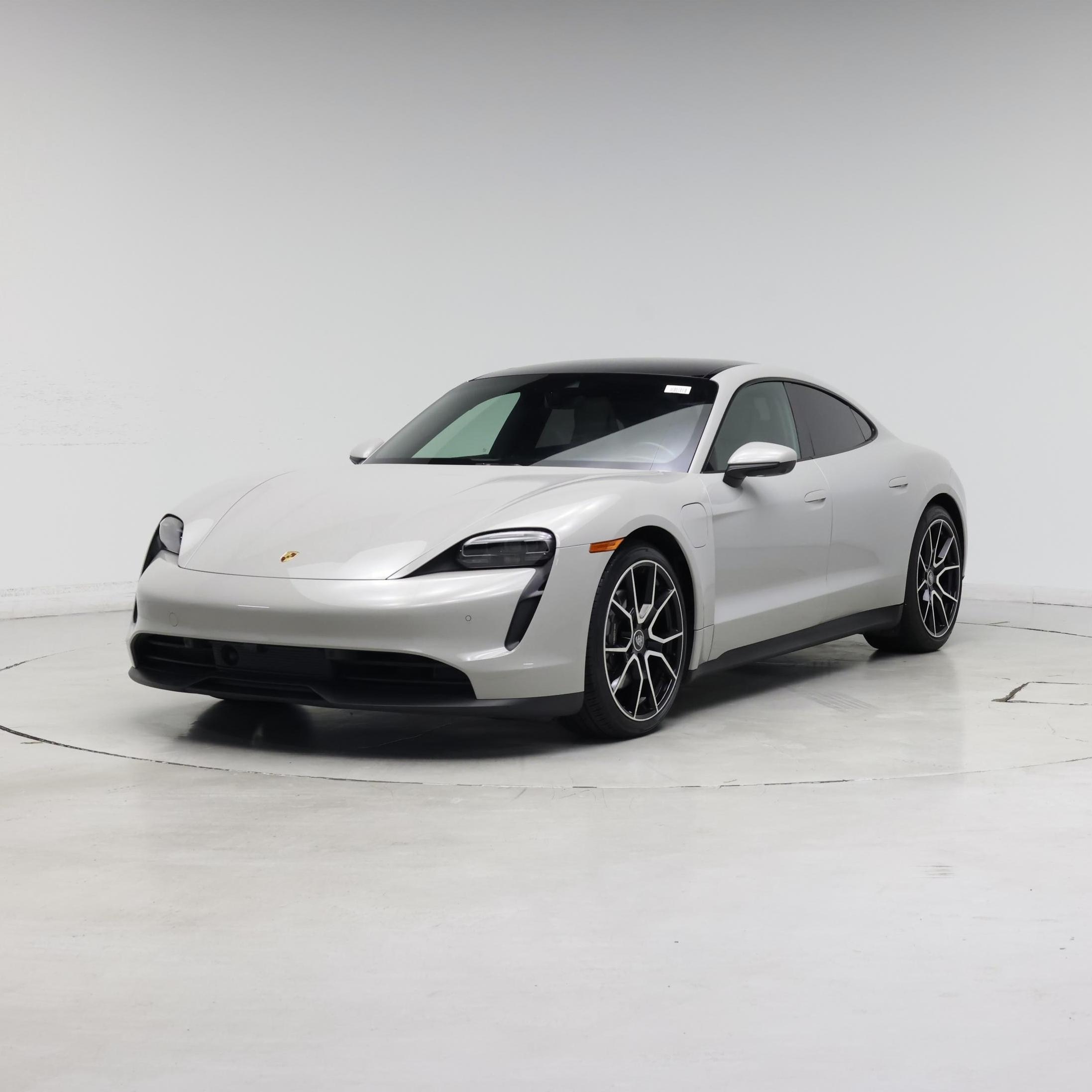 Thumbnail: 2023 Porsche Taycan - 4