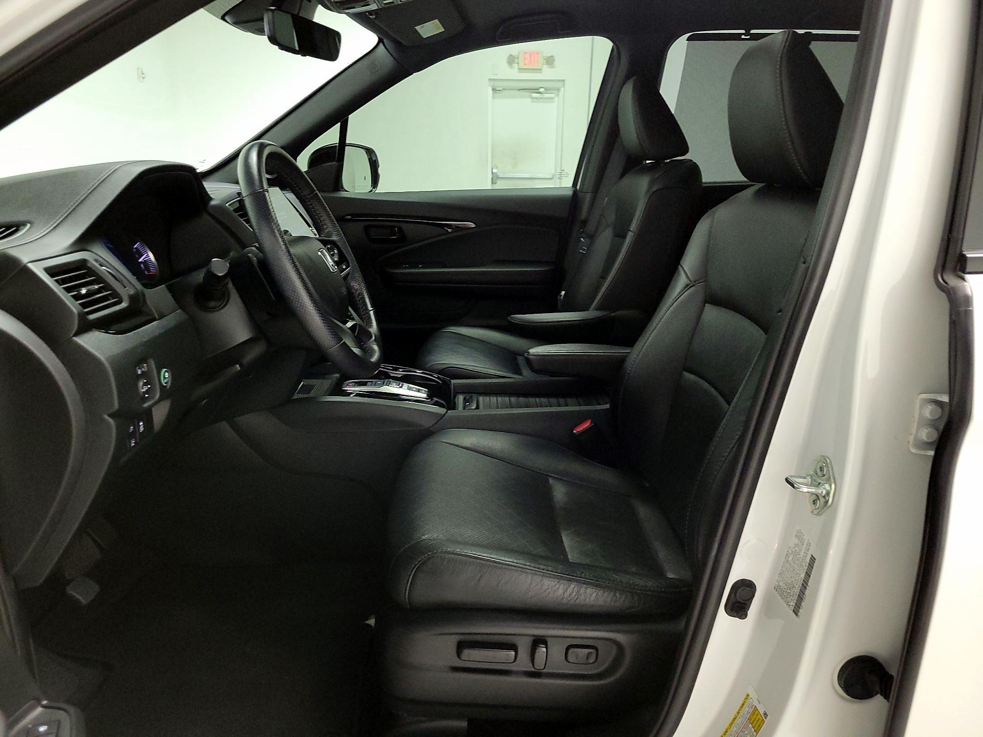 Thumbnail: 2023 Honda Passport - 11