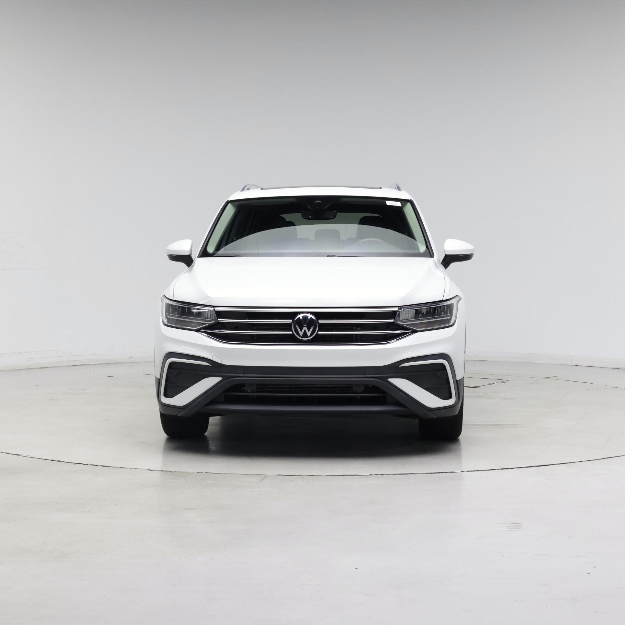 Thumbnail: 2022 Volkswagen Tiguan - 5