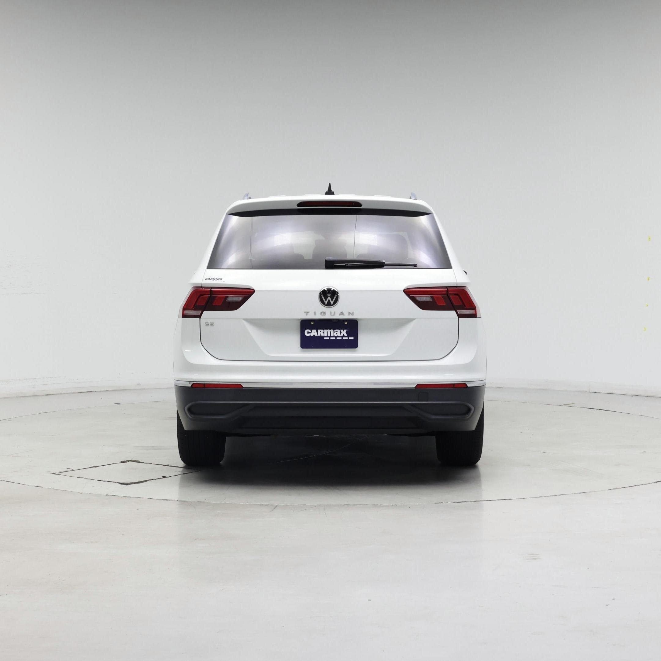 Thumbnail: 2022 Volkswagen Tiguan - 6