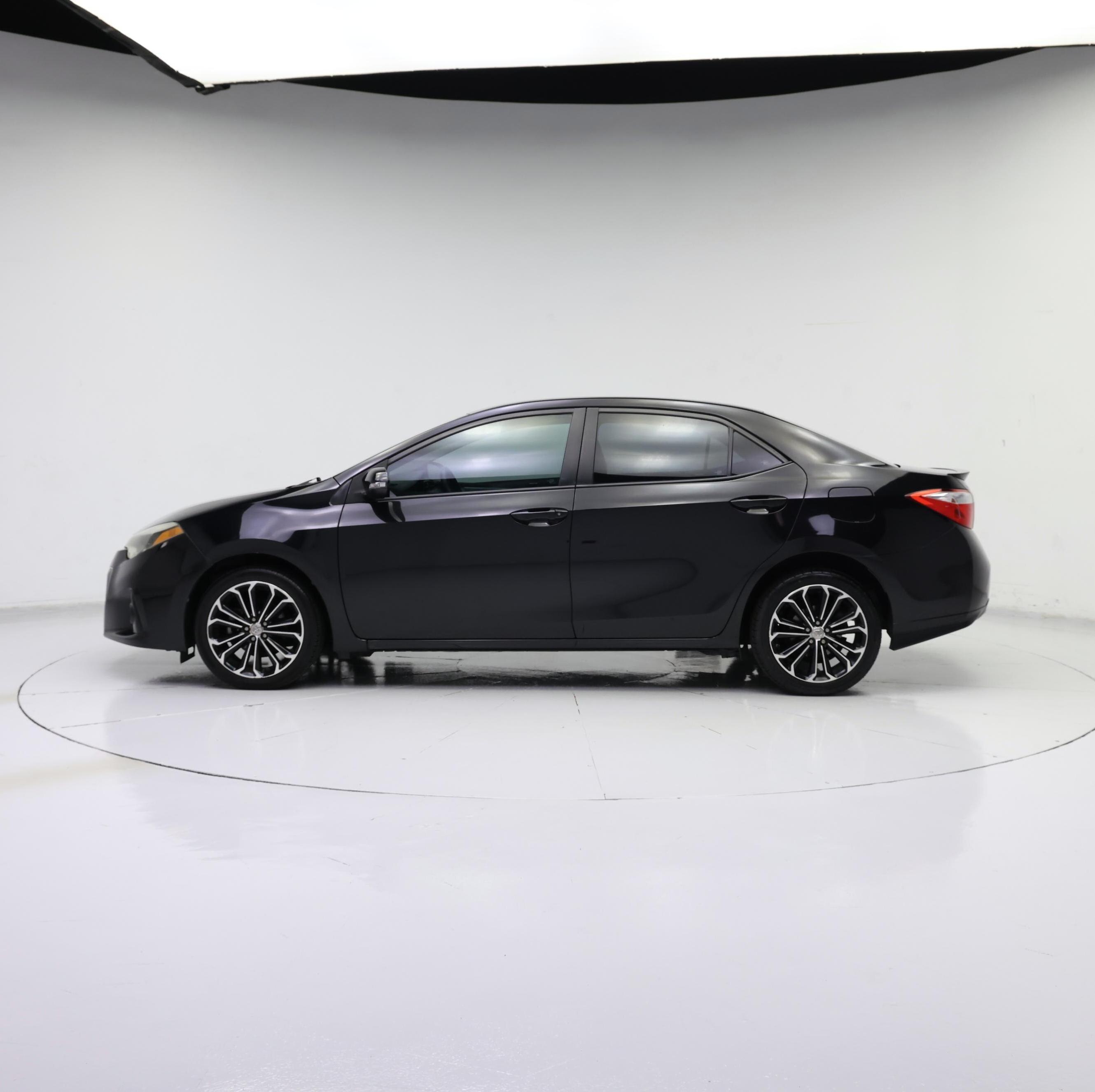 Thumbnail: 2016 Toyota Corolla - 3