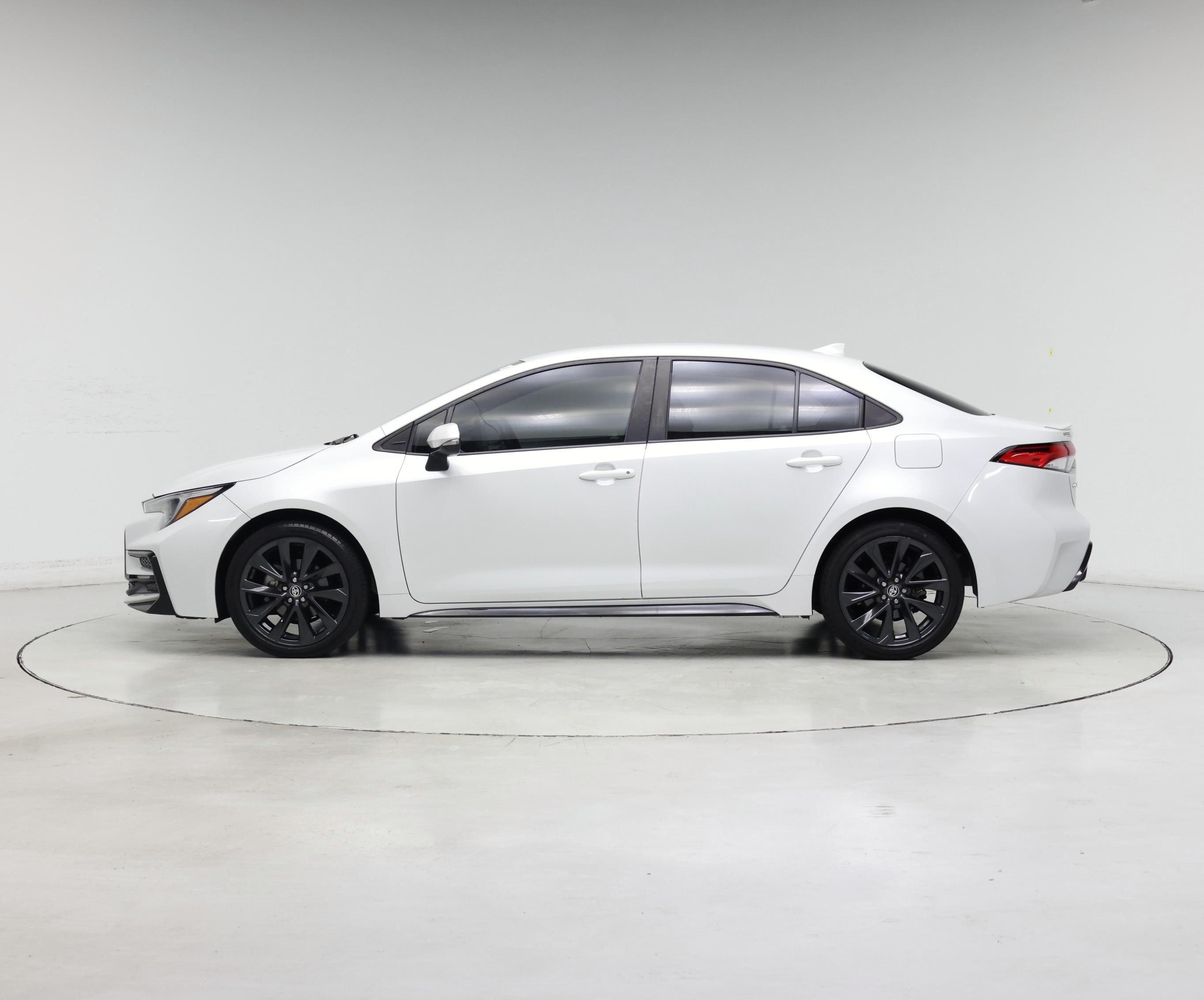 Thumbnail: 2023 Toyota Corolla - 3